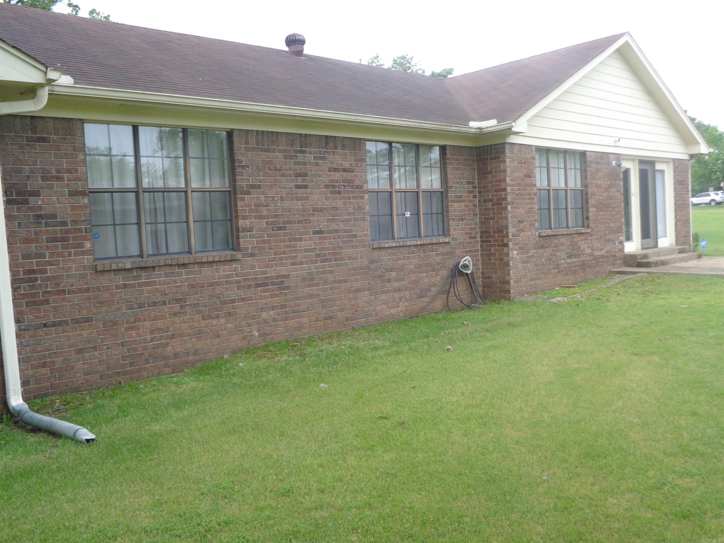9422  Herndon  Little Rock, AR