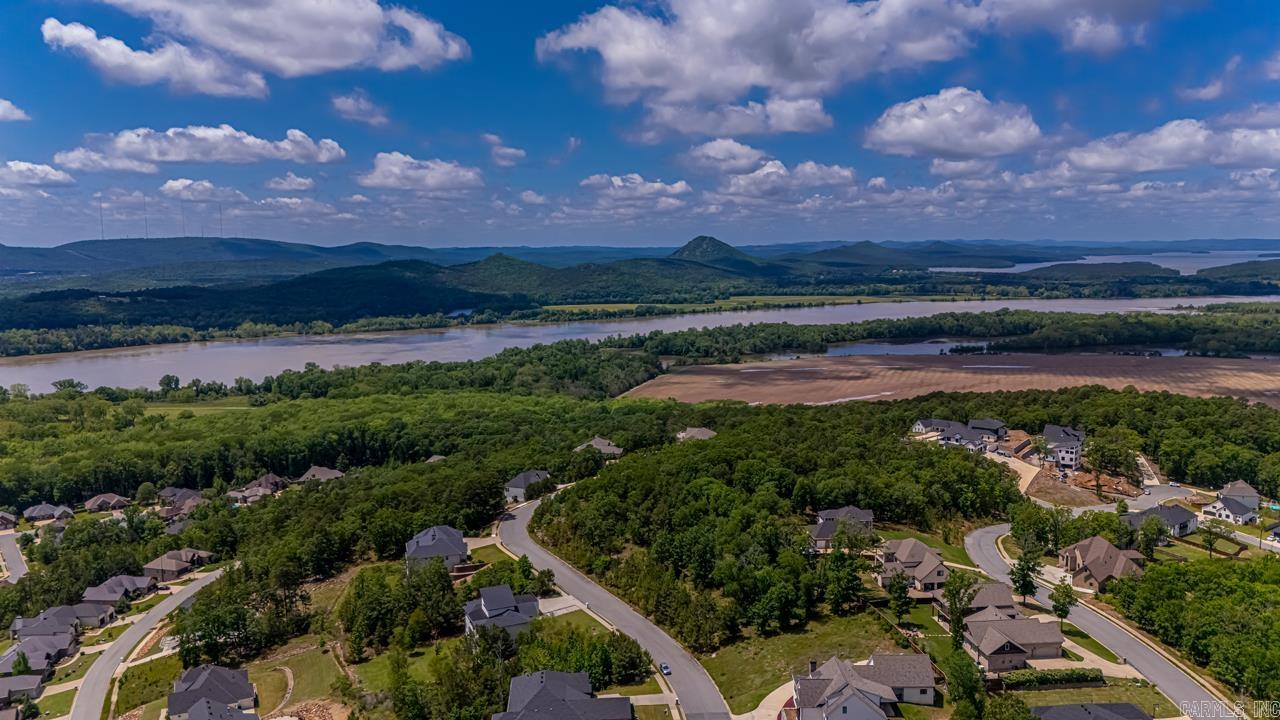 170 & 172  Manitou  Maumelle, AR