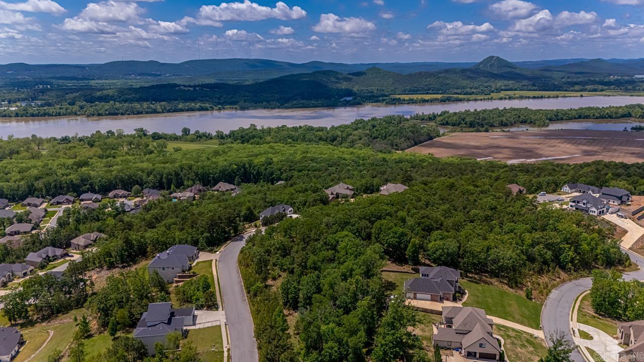 170 & 172  Manitou  Maumelle, AR