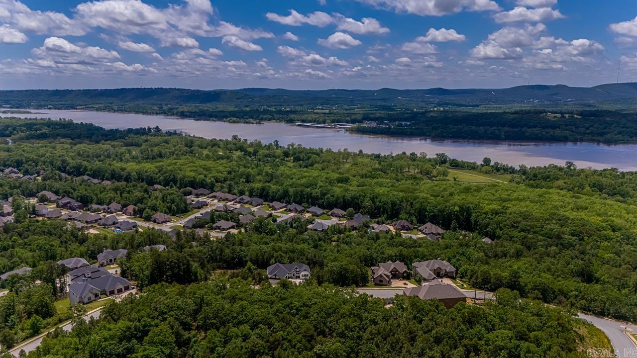 170 & 172  Manitou  Maumelle, AR