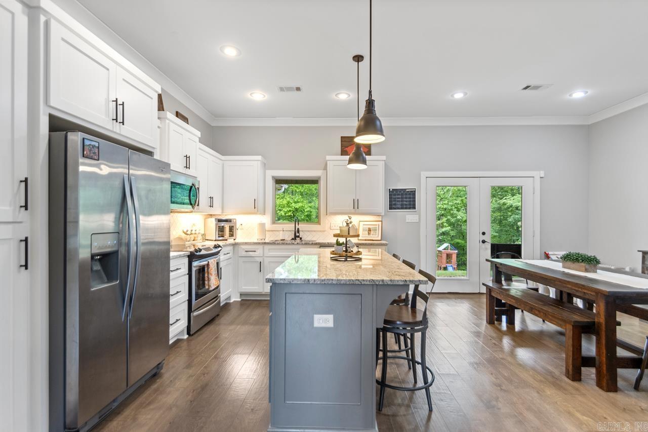 6324 King Stone Dr Benton, AR 72019
