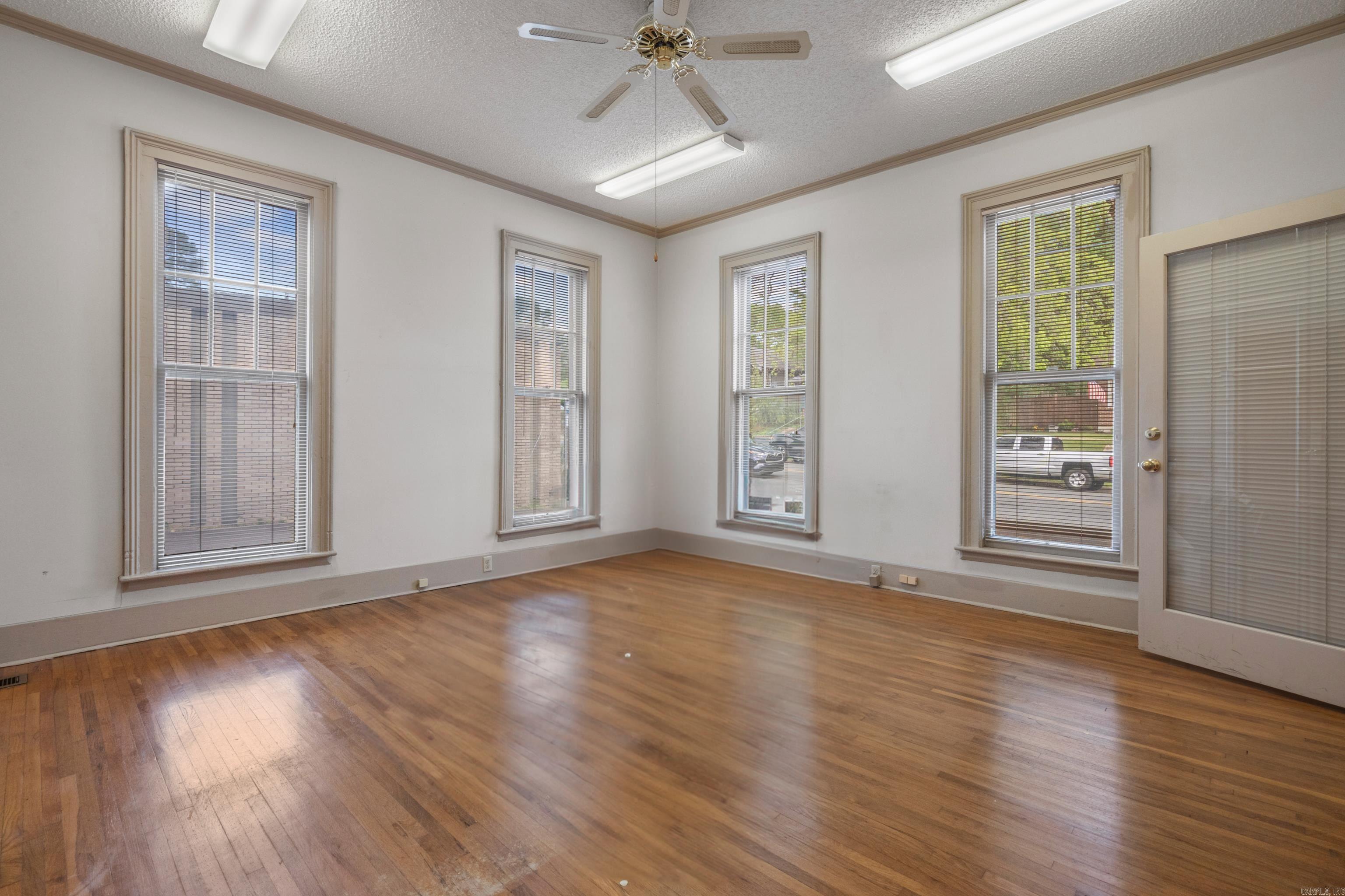 209  Hobson Ave  Hot Springs, AR