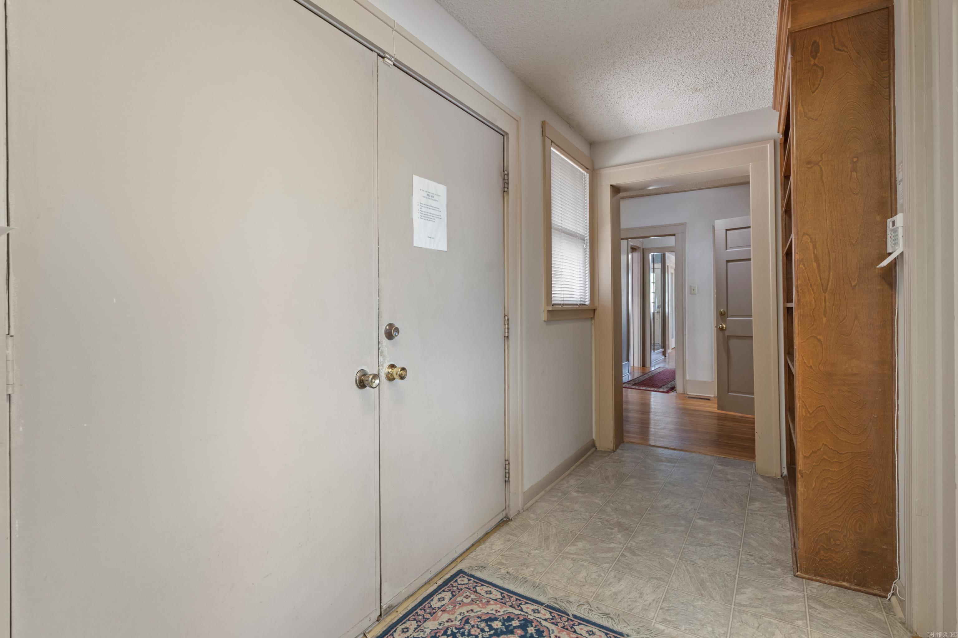 209  Hobson Ave  Hot Springs, AR