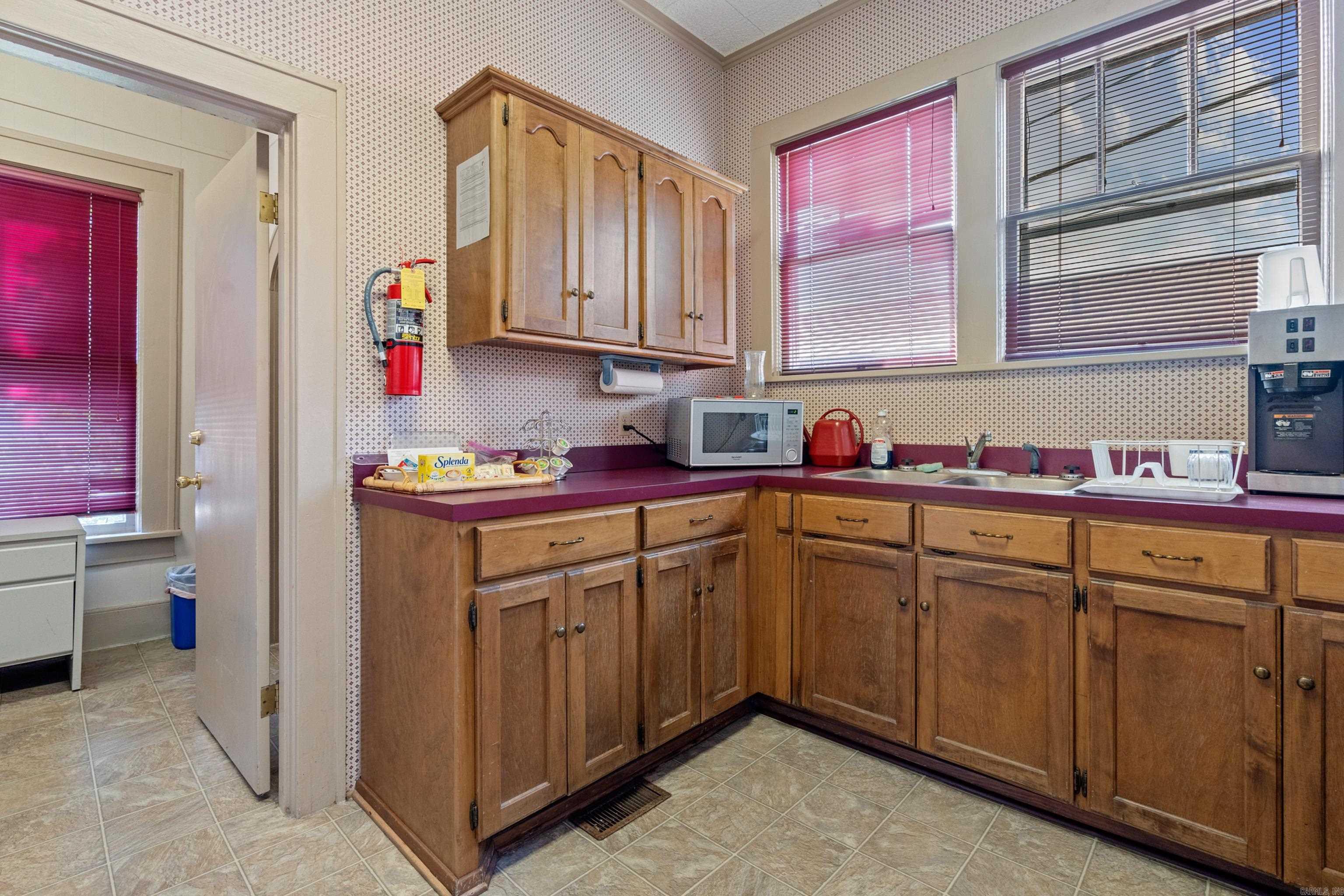 209  Hobson Ave  Hot Springs, AR