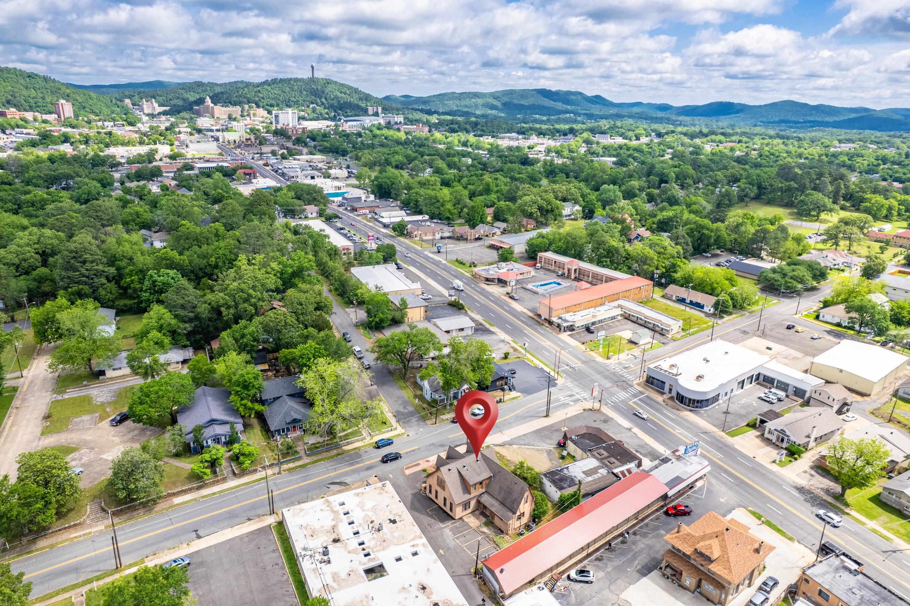 209  Hobson Ave  Hot Springs, AR