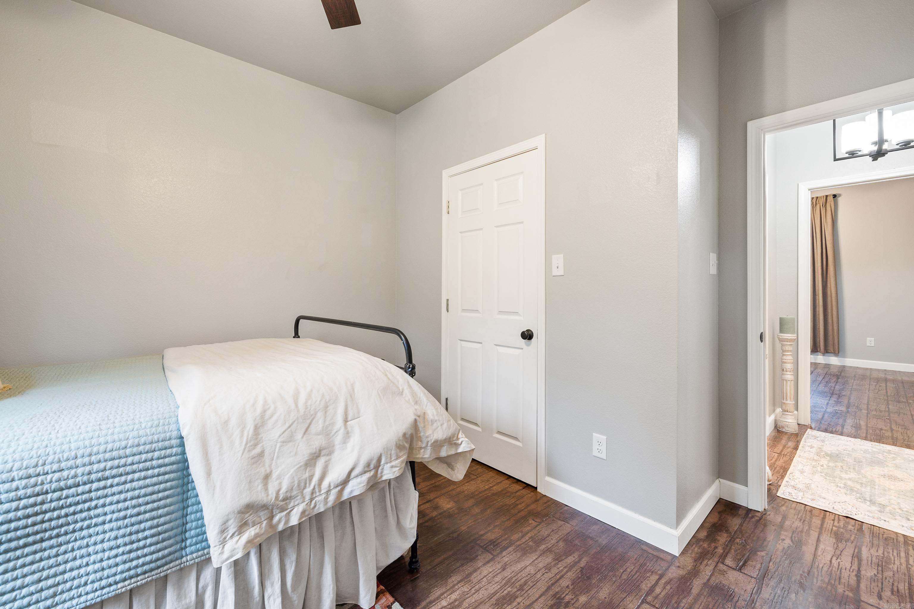 908  Oak Grove  Amity, AR