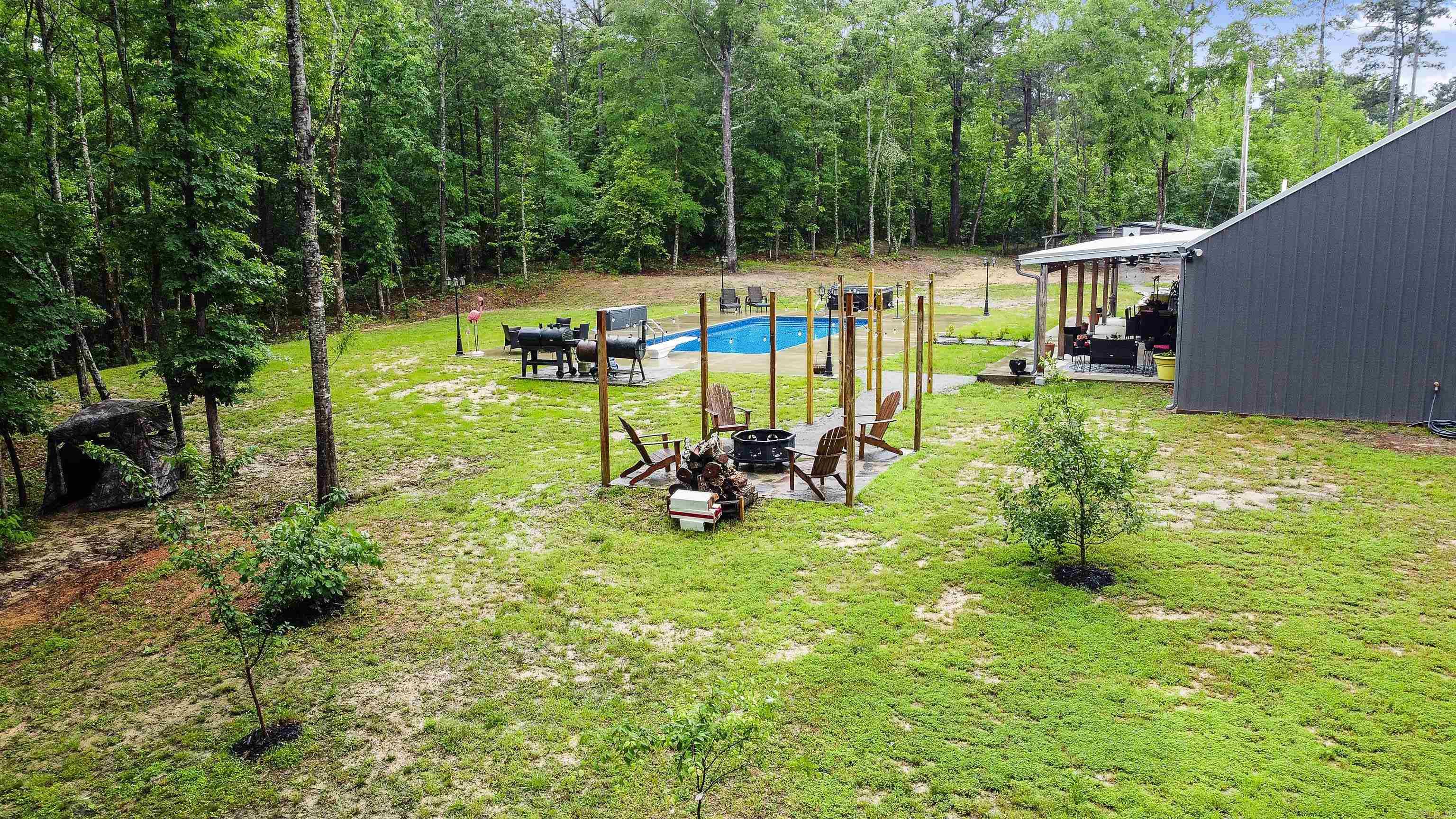 908  Oak Grove  Amity, AR