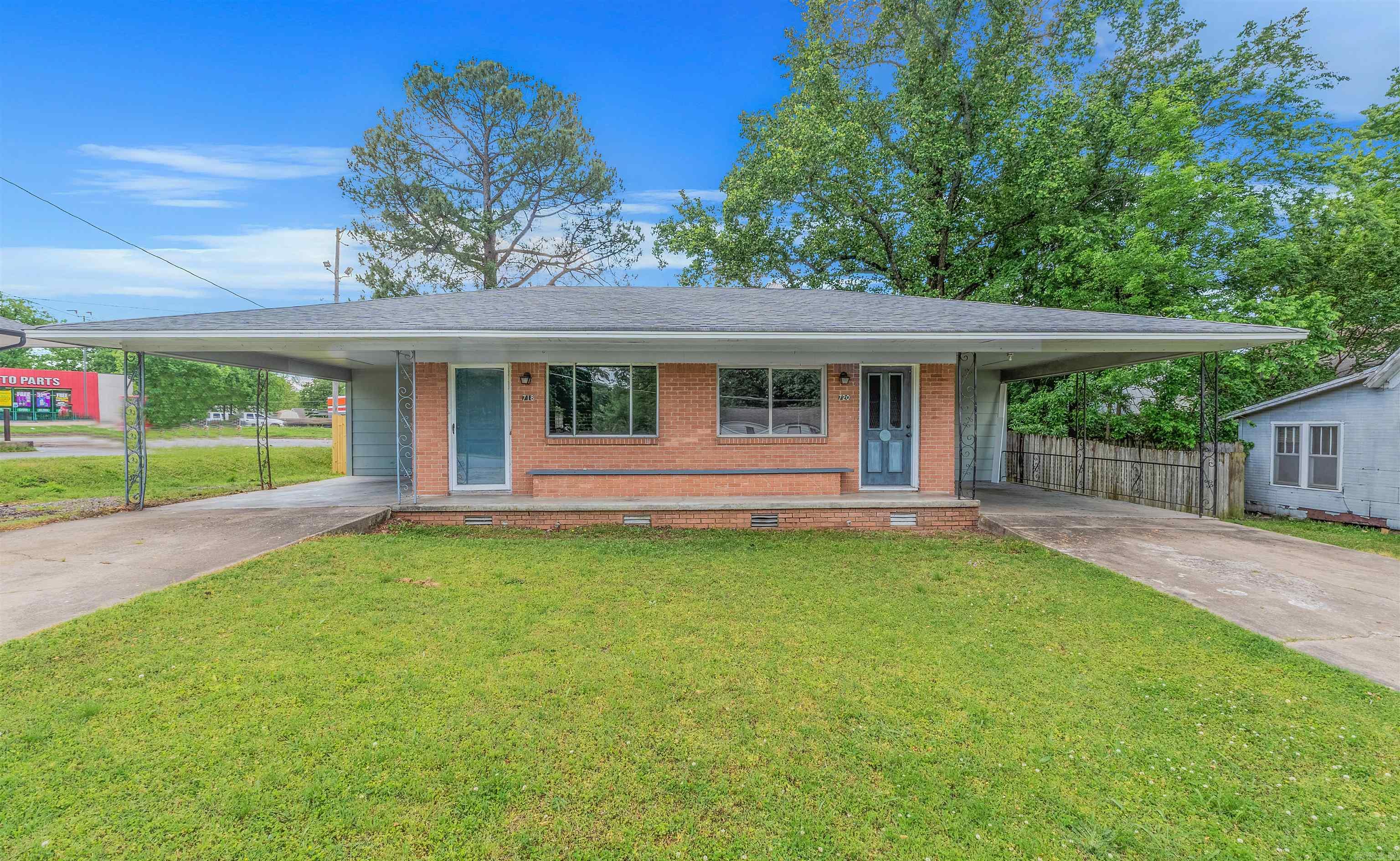 718 & 720 W 41St St  North Little Rock, AR