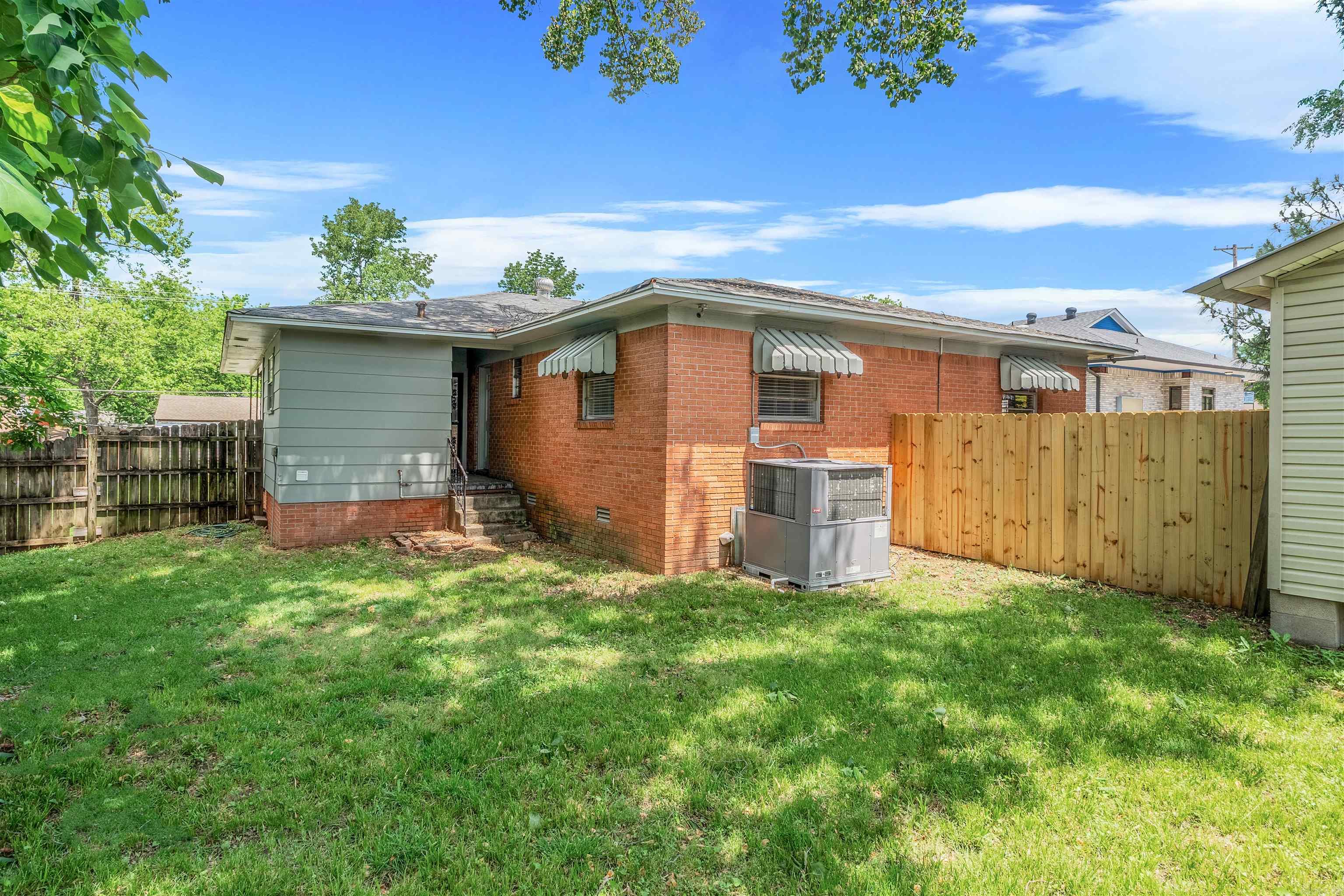 718 & 720 W 41St St  North Little Rock, AR