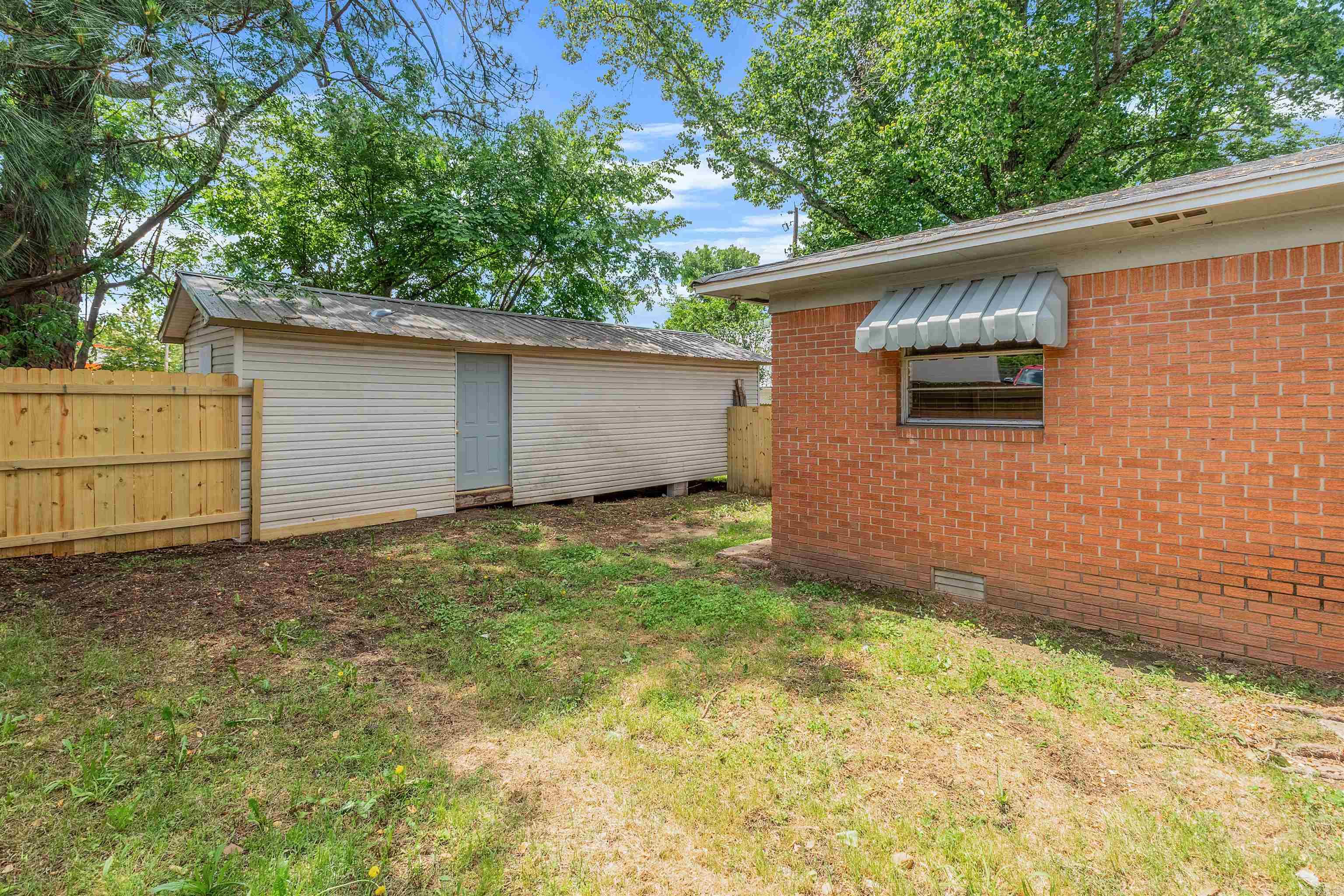 718 & 720 W 41St St  North Little Rock, AR