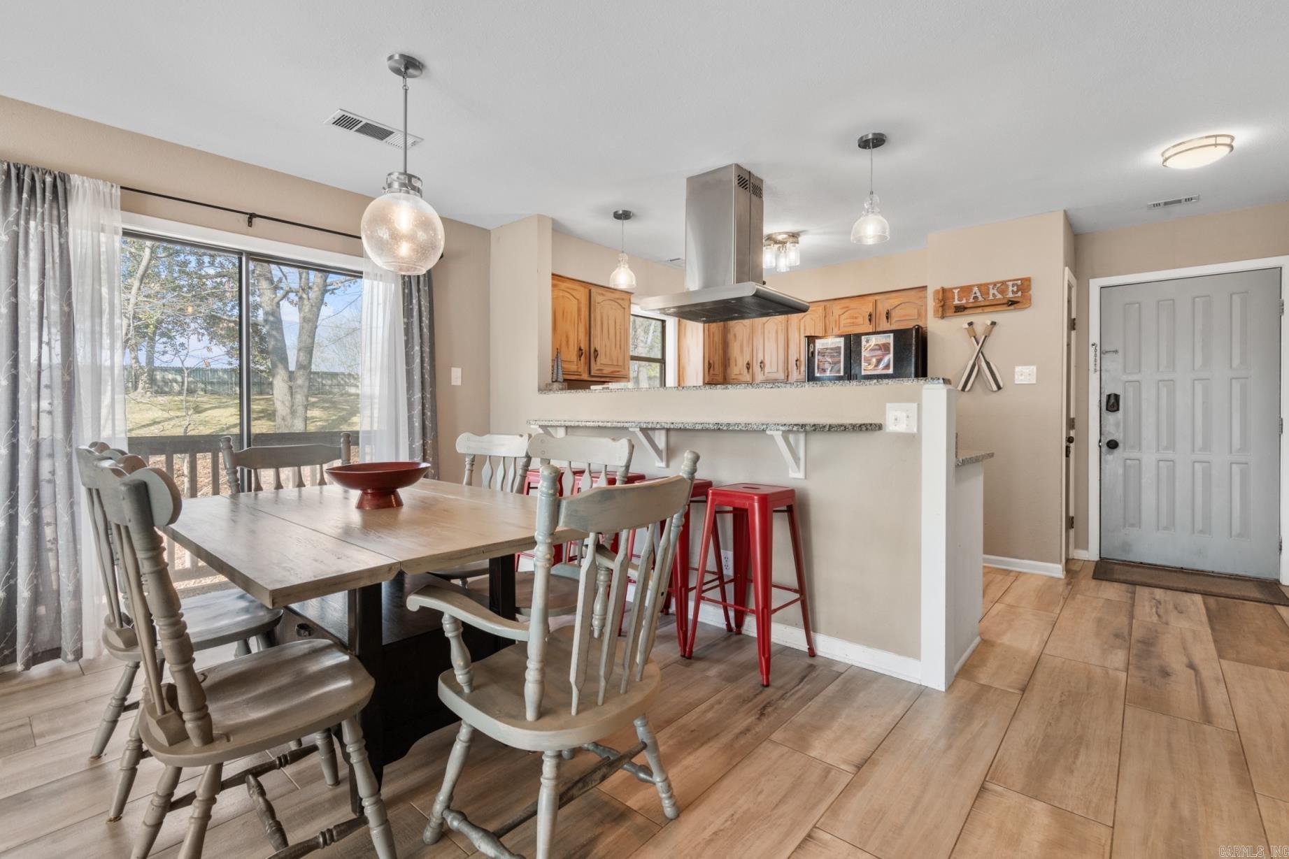 203 Stearns Pt Lake Hamilton, AR 71913