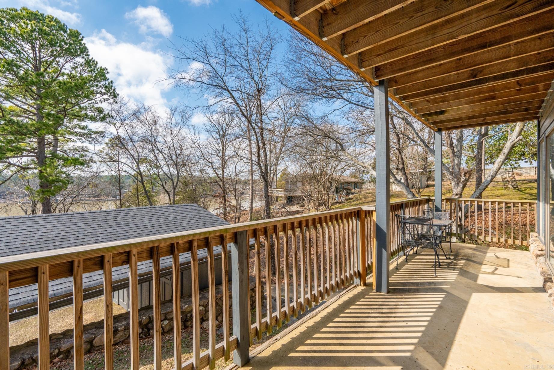 203 Stearns Pt Lake Hamilton, AR 71913