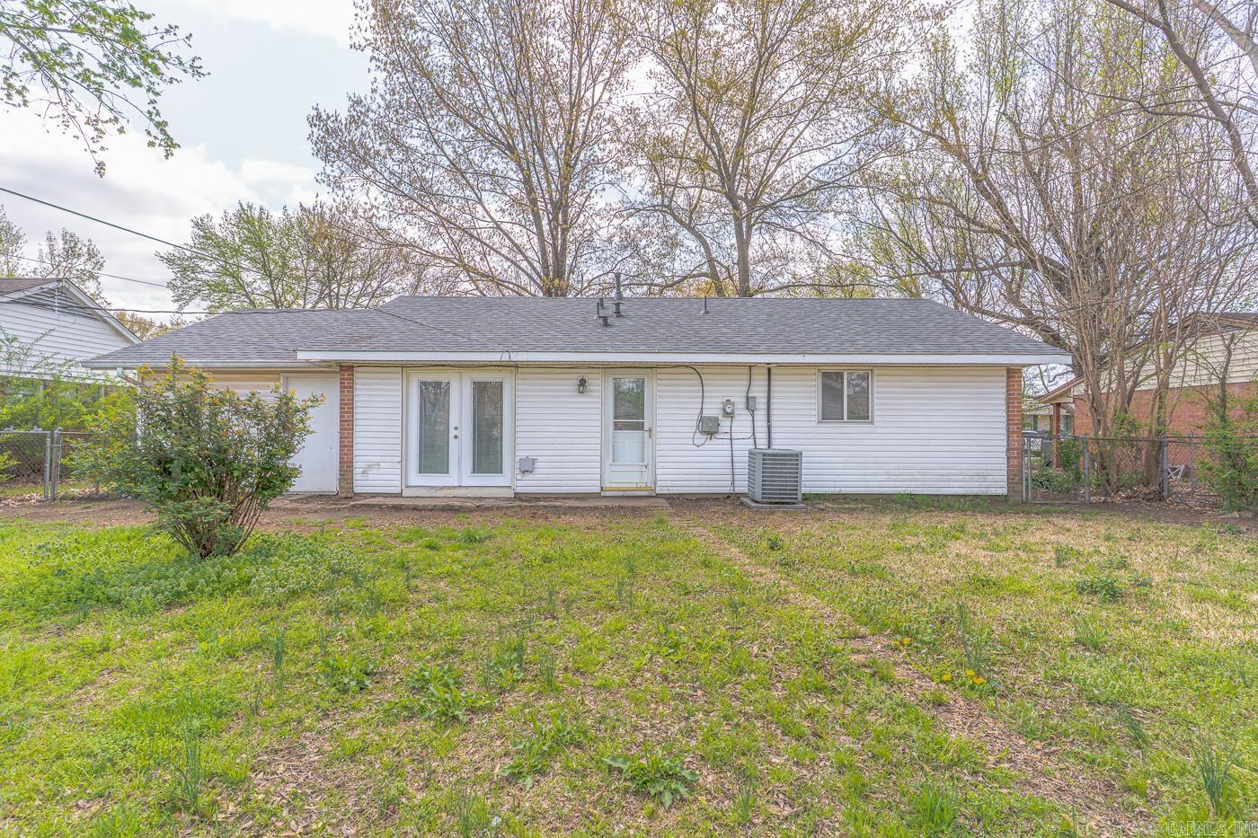3210  Kingsbury  Jonesboro, AR