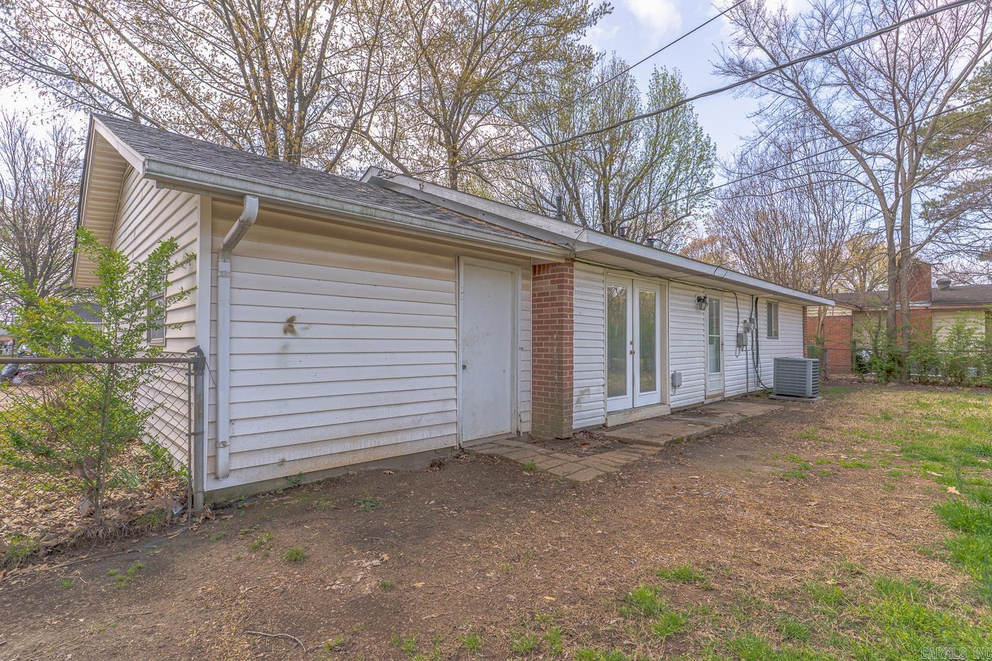 3210  Kingsbury  Jonesboro, AR