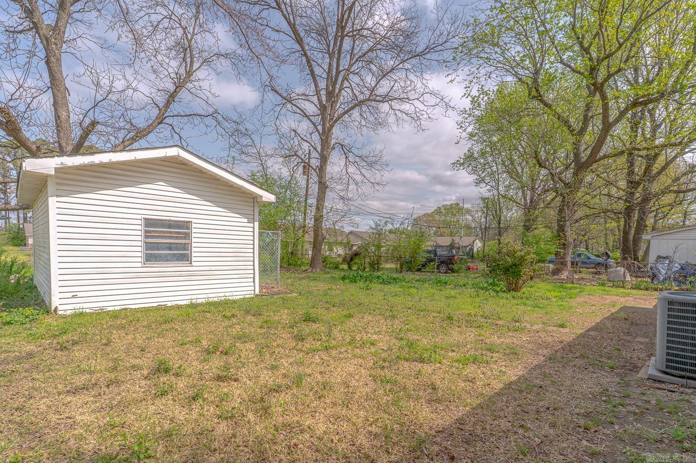 3210  Kingsbury  Jonesboro, AR