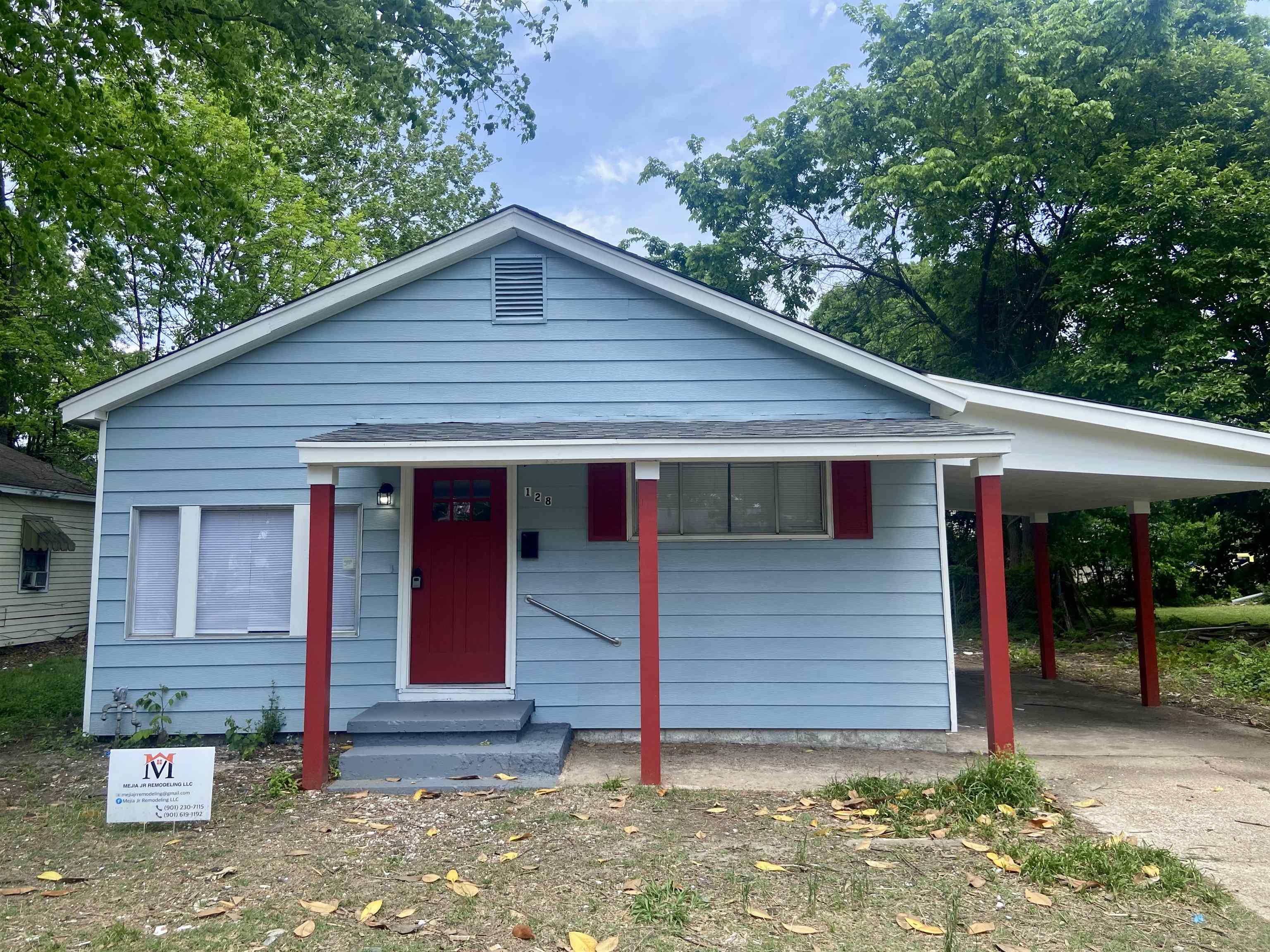 128 W Magnolia