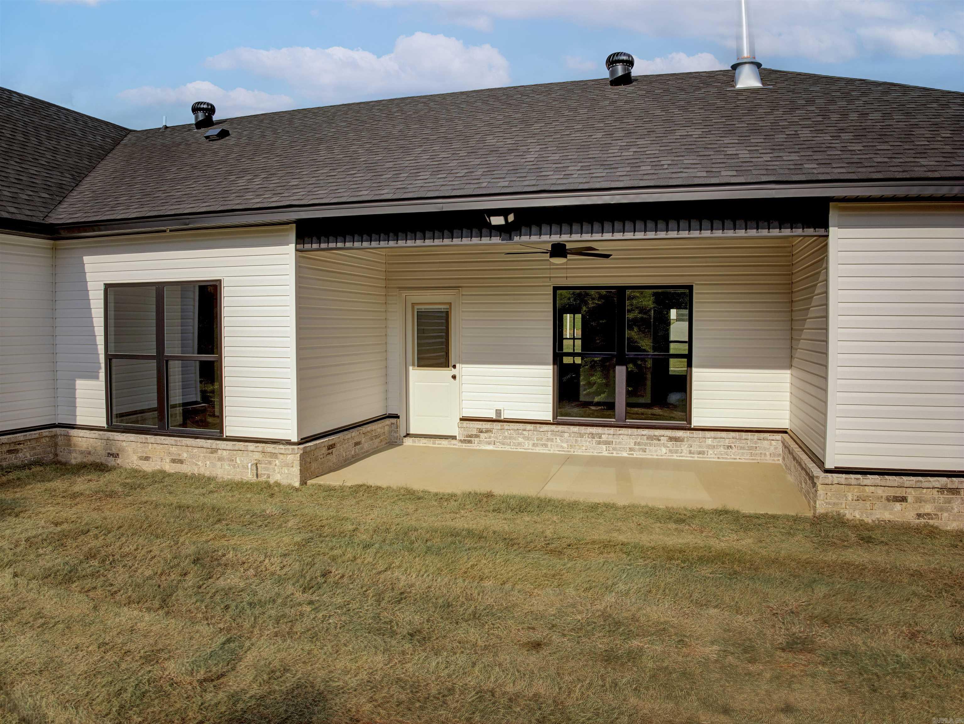 1068 Creekwood  Bauxite, AR