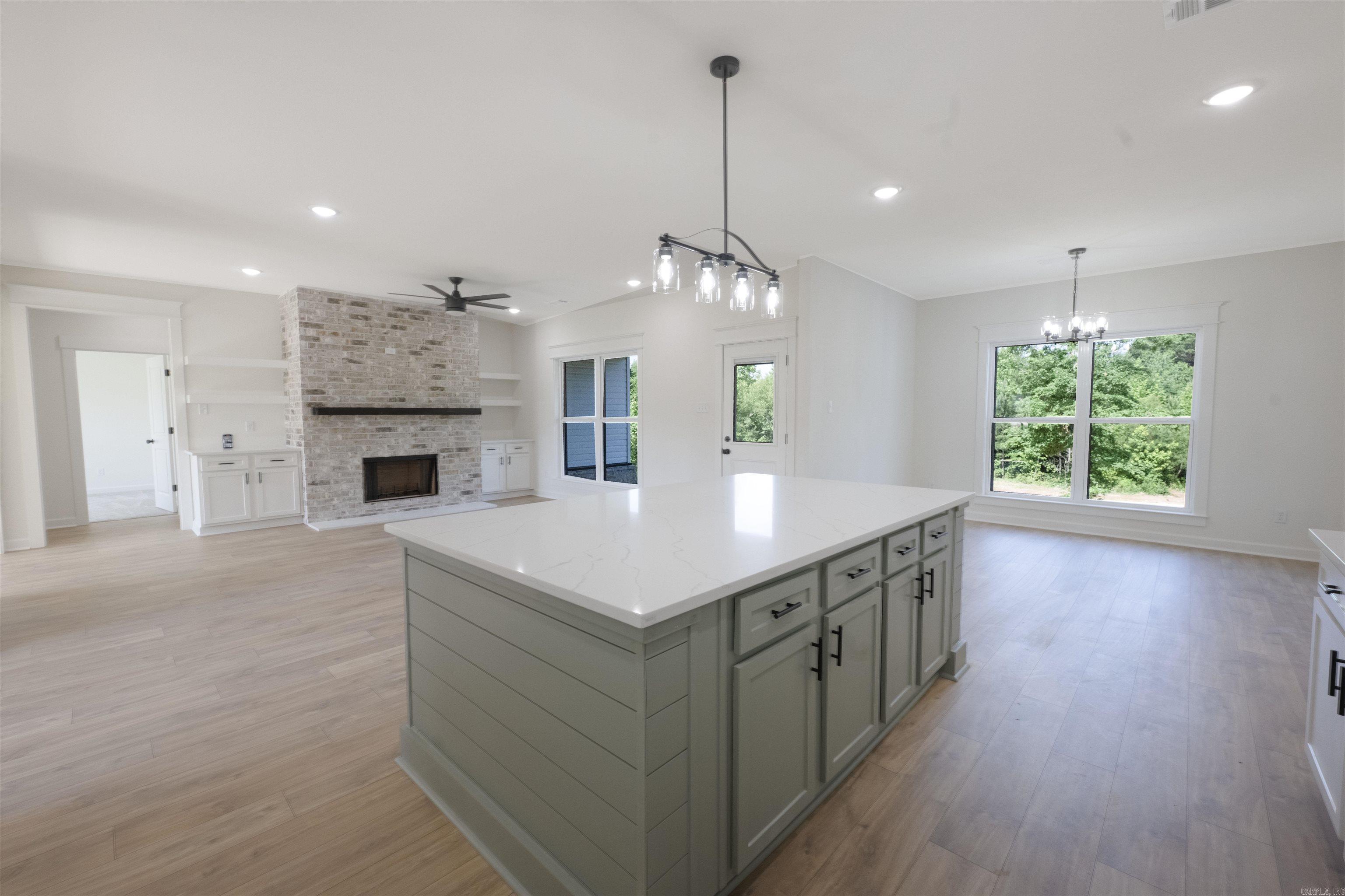 1068 Creekwood  Bauxite, AR
