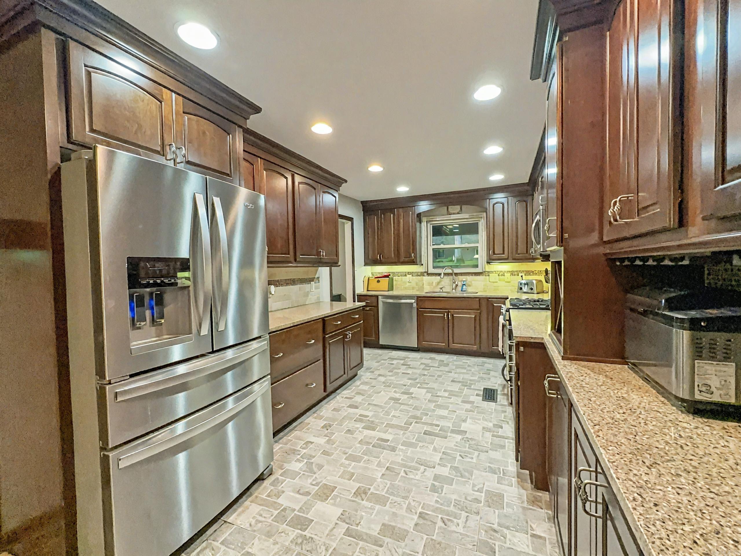 80 Bame Circle Bryant, AR 72022
