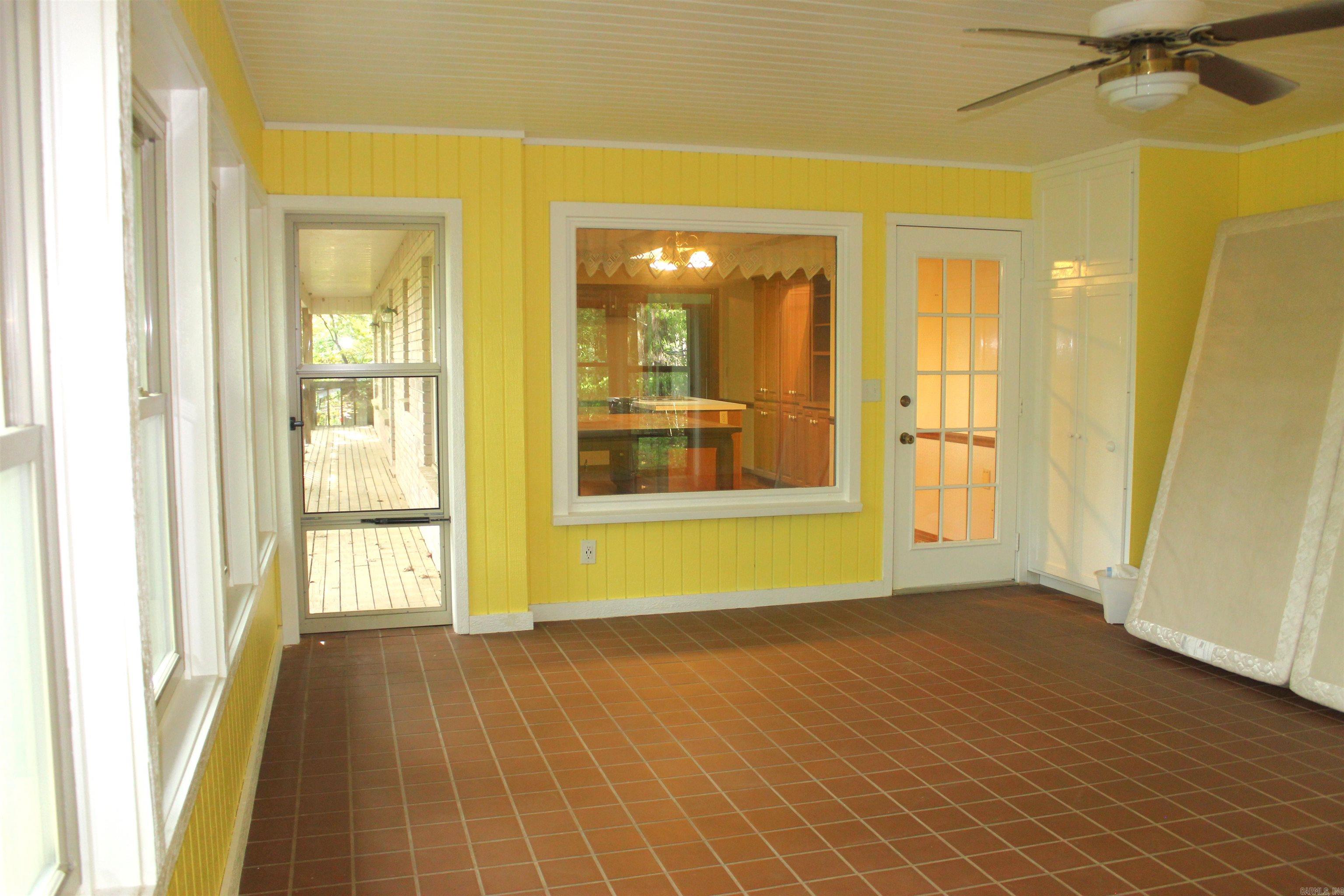1150 S Stacy Springs  Quitman, AR