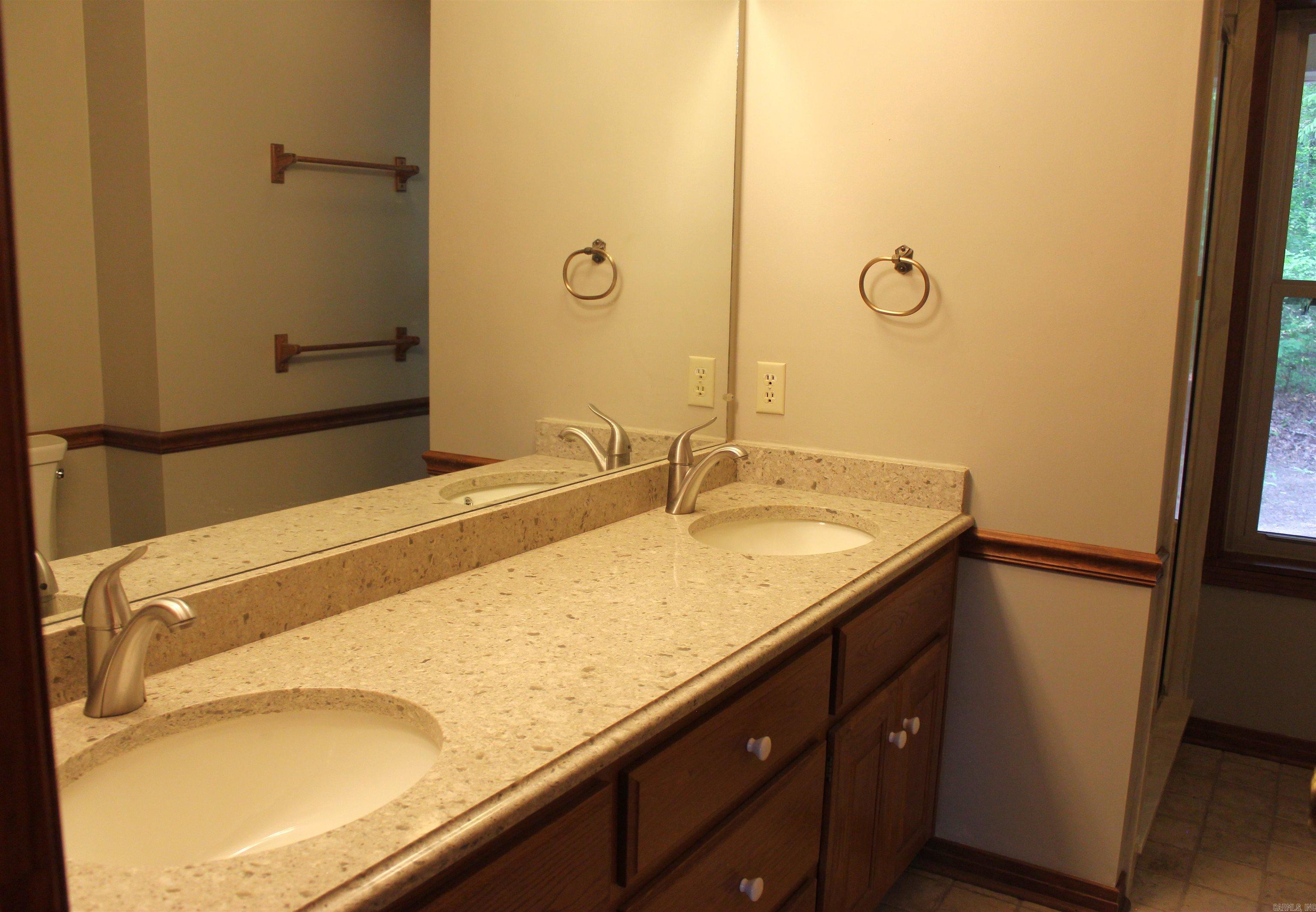 1150 S Stacy Springs  Quitman, AR