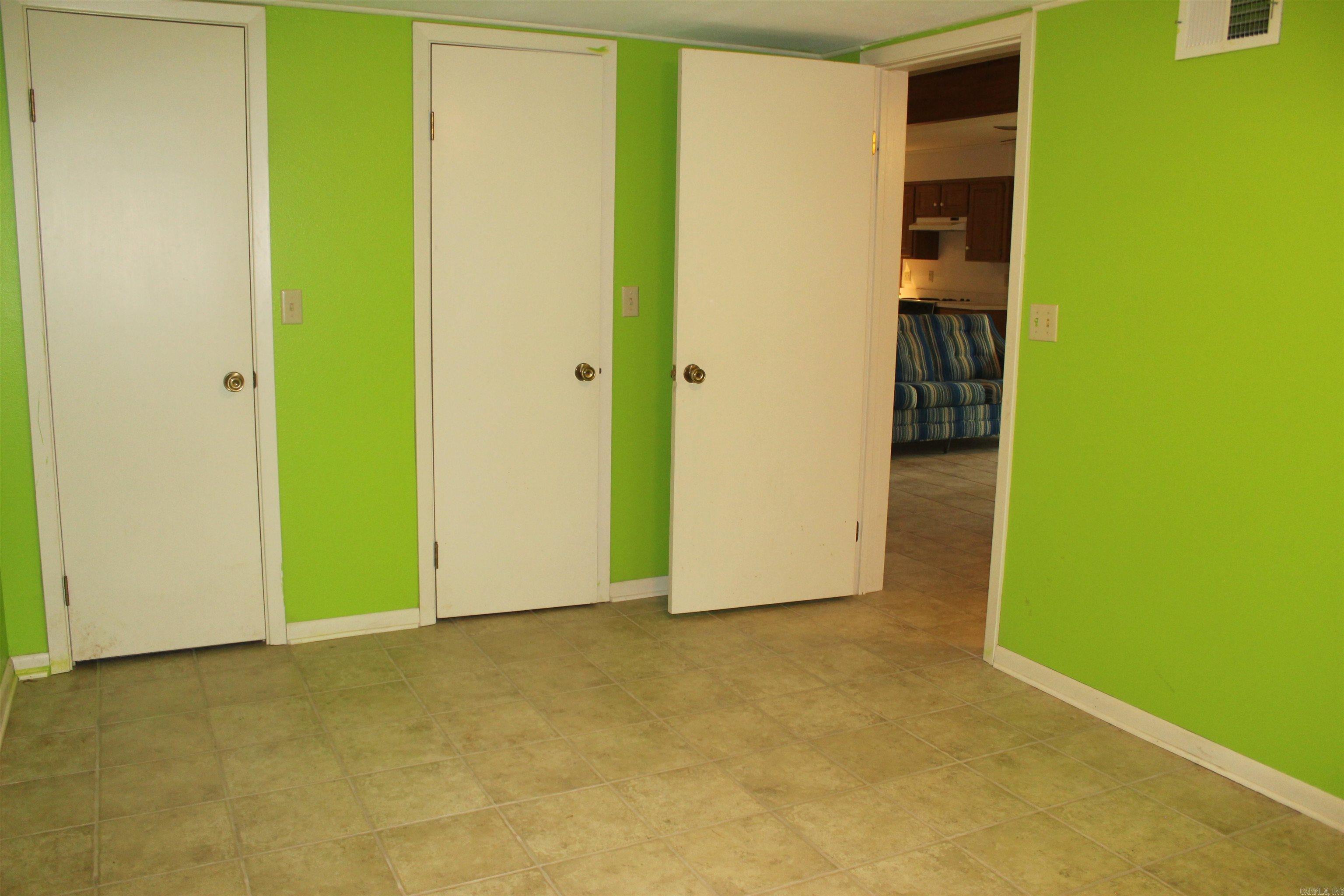 1150 S Stacy Springs  Quitman, AR