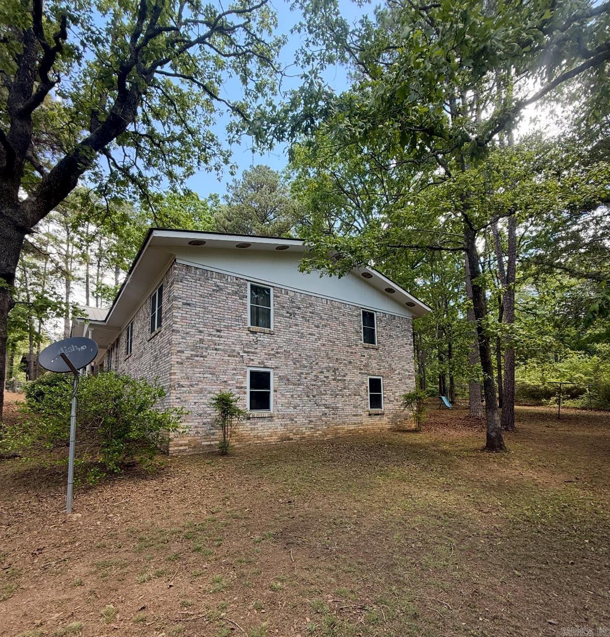 147  Memory  Clinton, AR