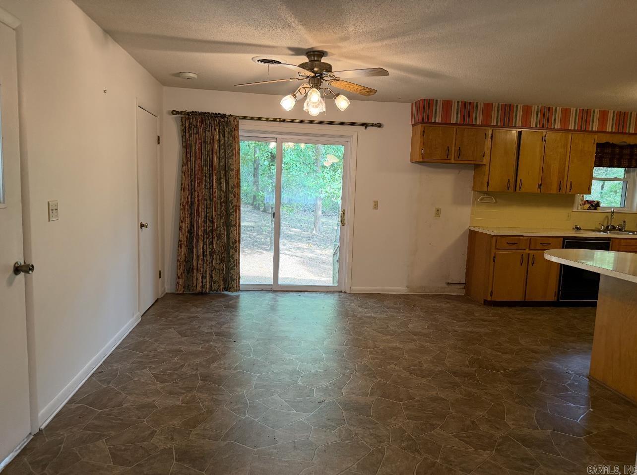 147 Memory  Clinton, AR