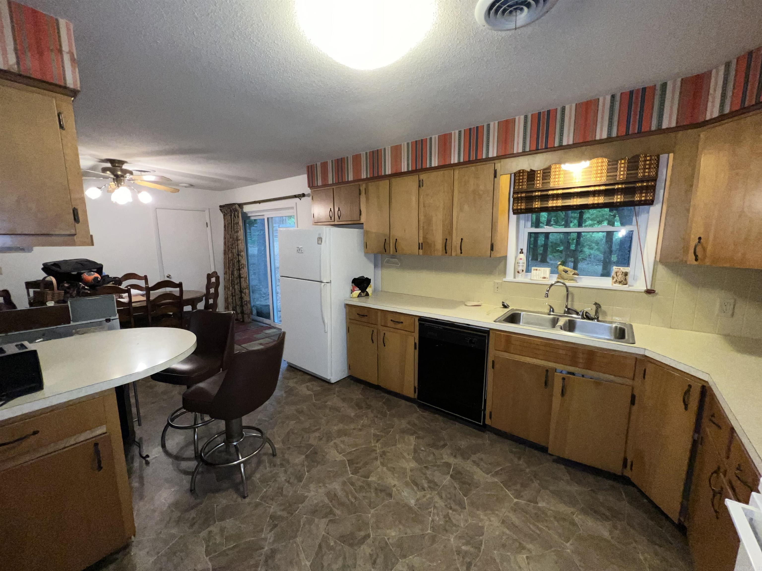 147  Memory  Clinton, AR