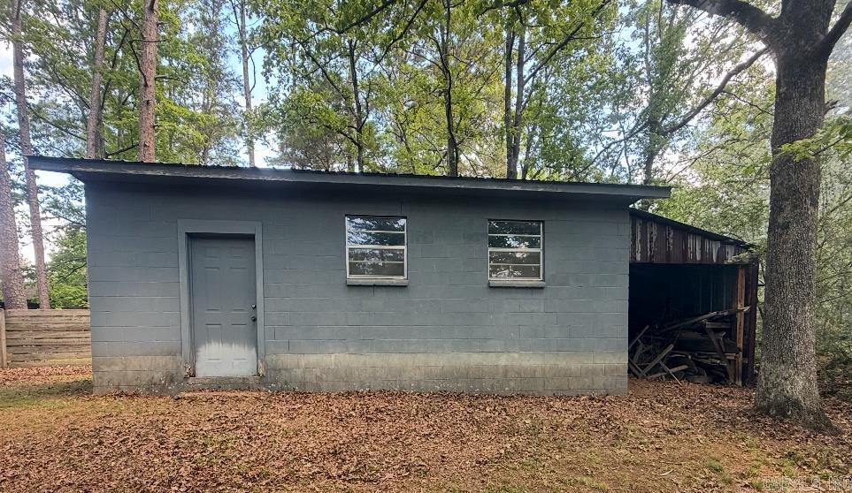 147  Memory  Clinton, AR