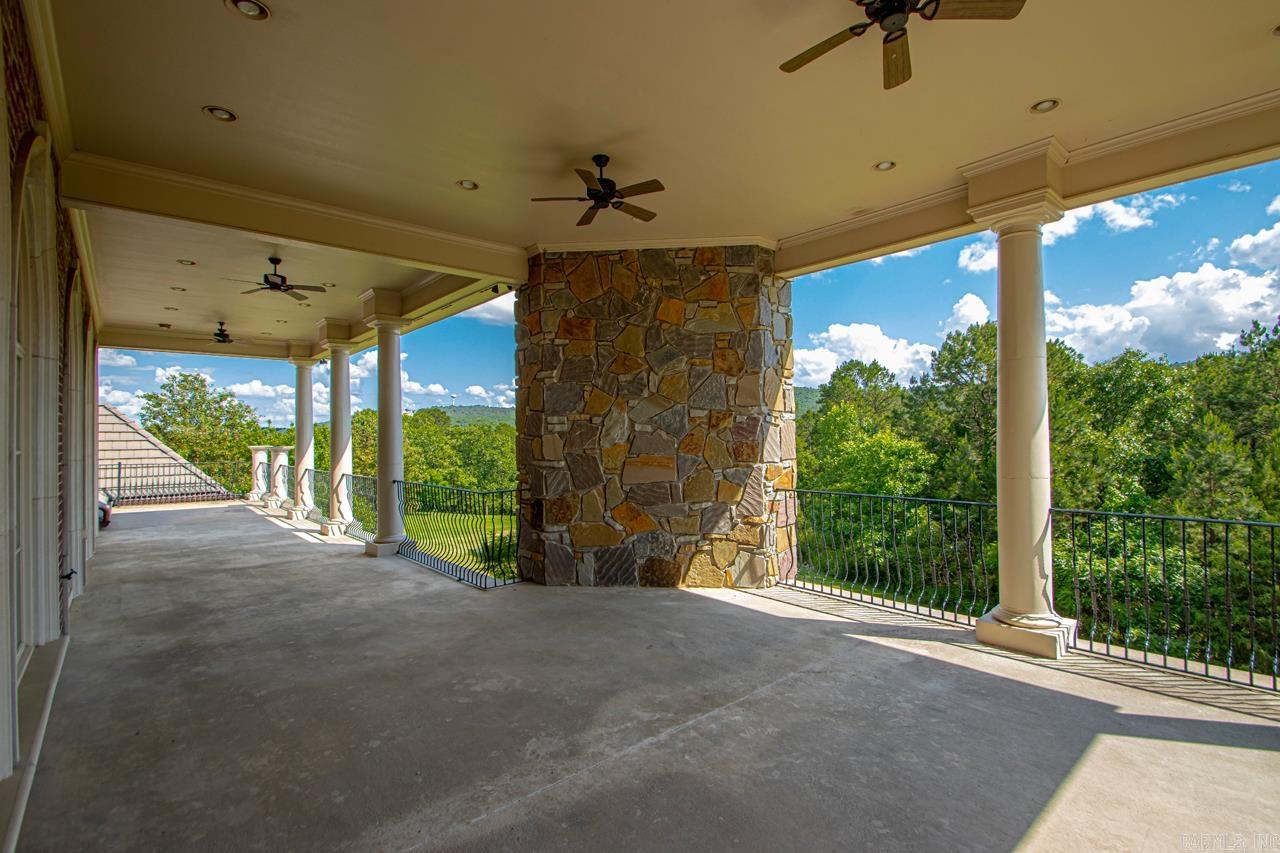 10 Valley Crest Ct Little Rock, AR 72223
