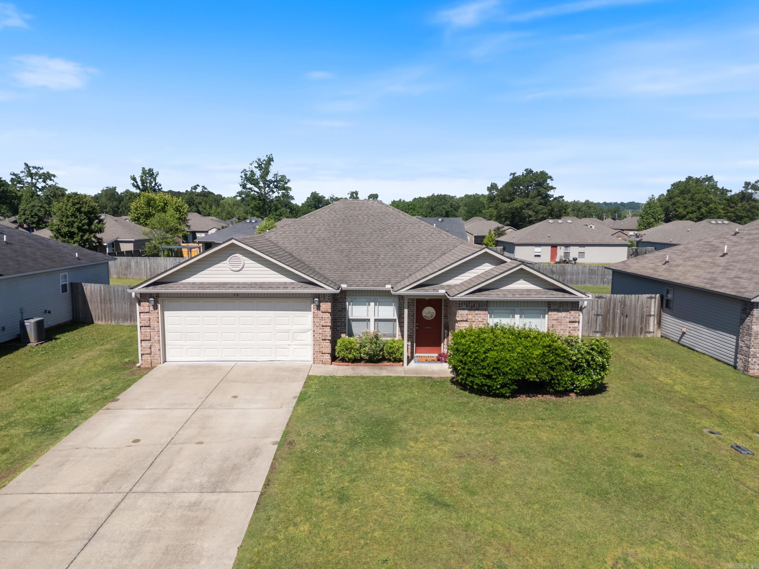 14  Dunwood  Greenbrier, AR