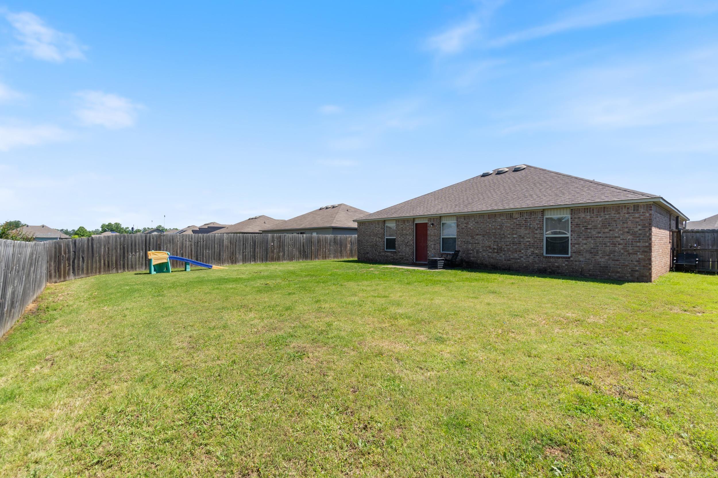 14  Dunwood  Greenbrier, AR