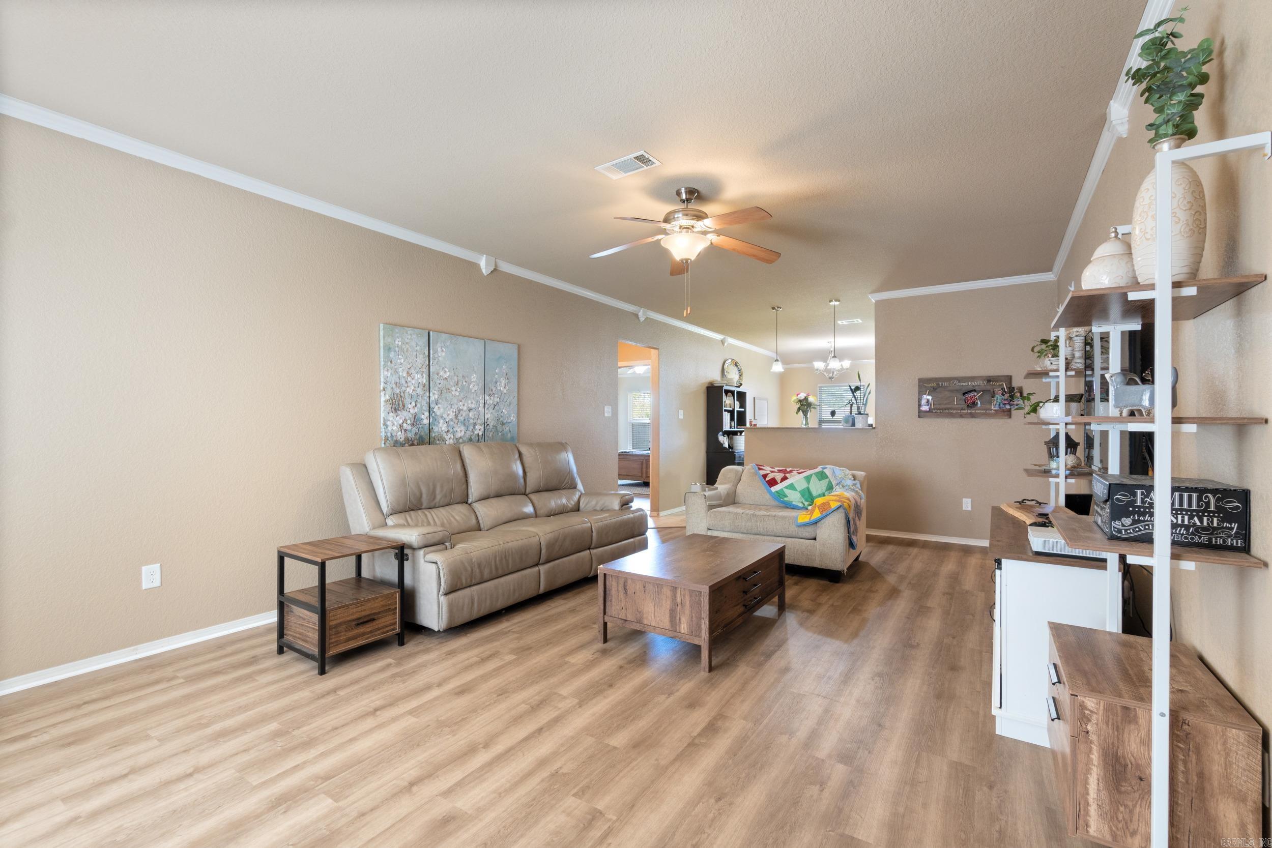 14  Dunwood  Greenbrier, AR
