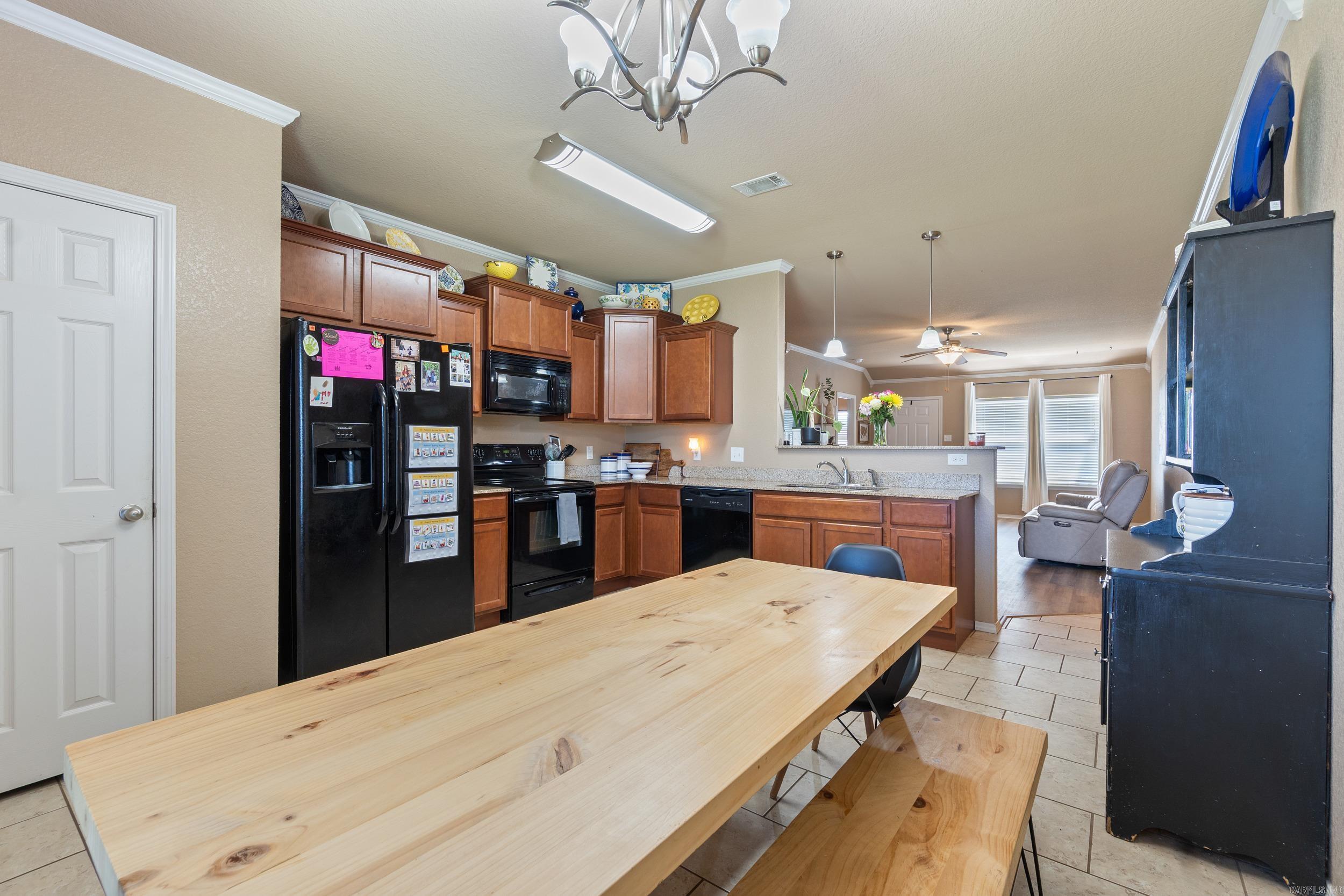 14  Dunwood  Greenbrier, AR