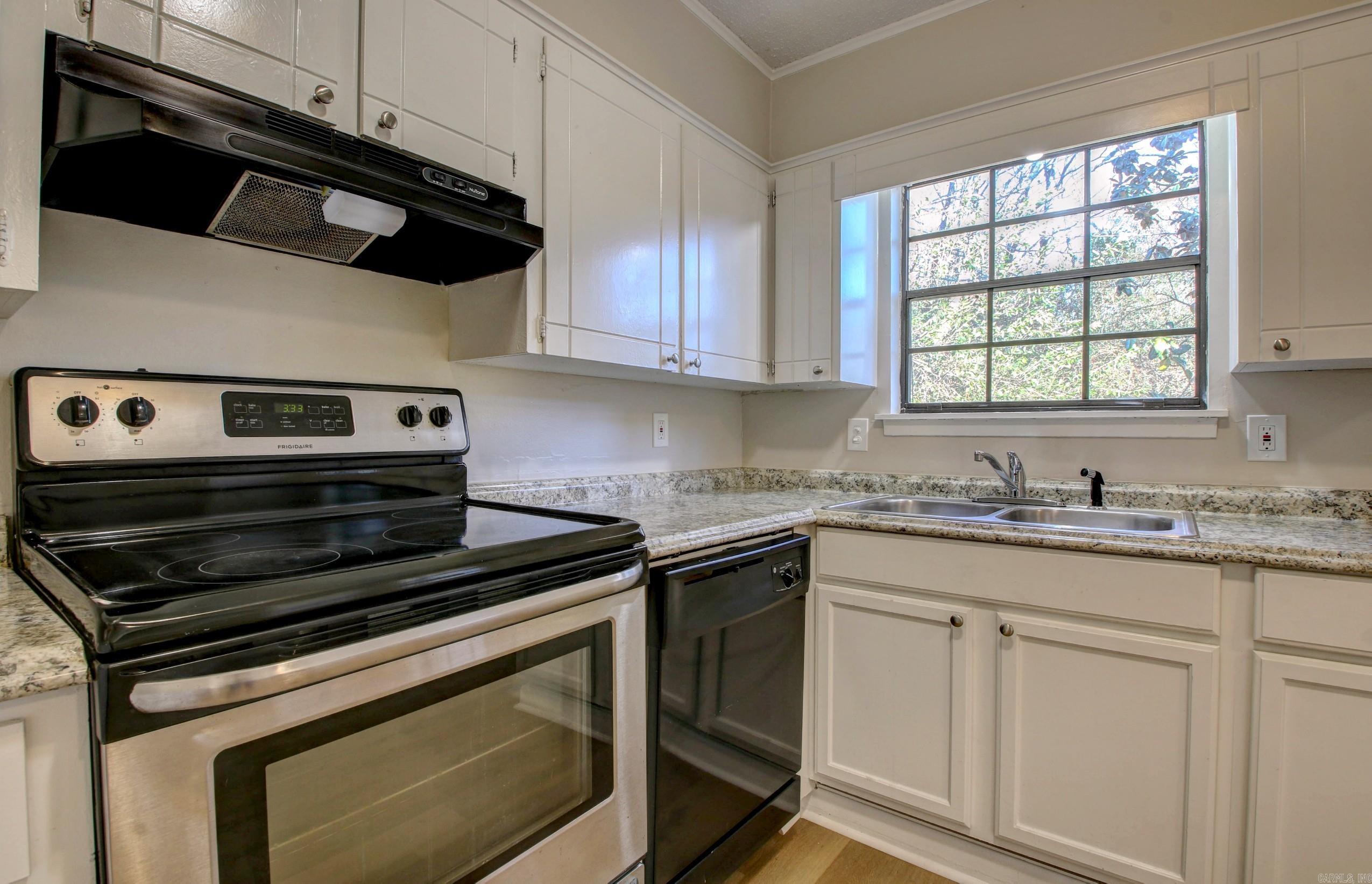 216 S JP Wright Loop  Jacksonville, AR