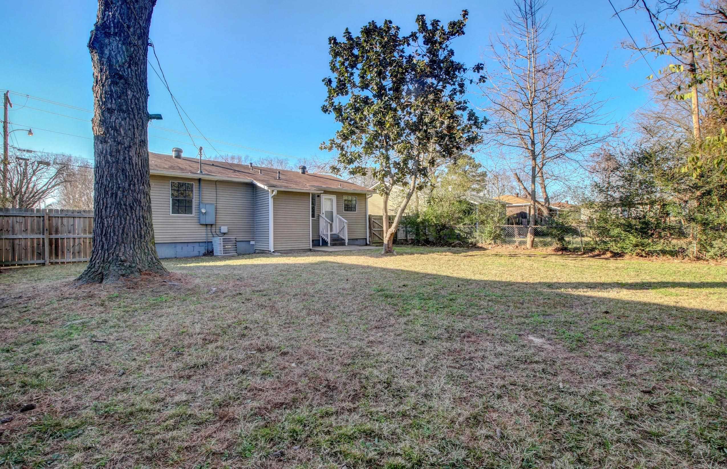 216 S JP Wright Loop  Jacksonville, AR