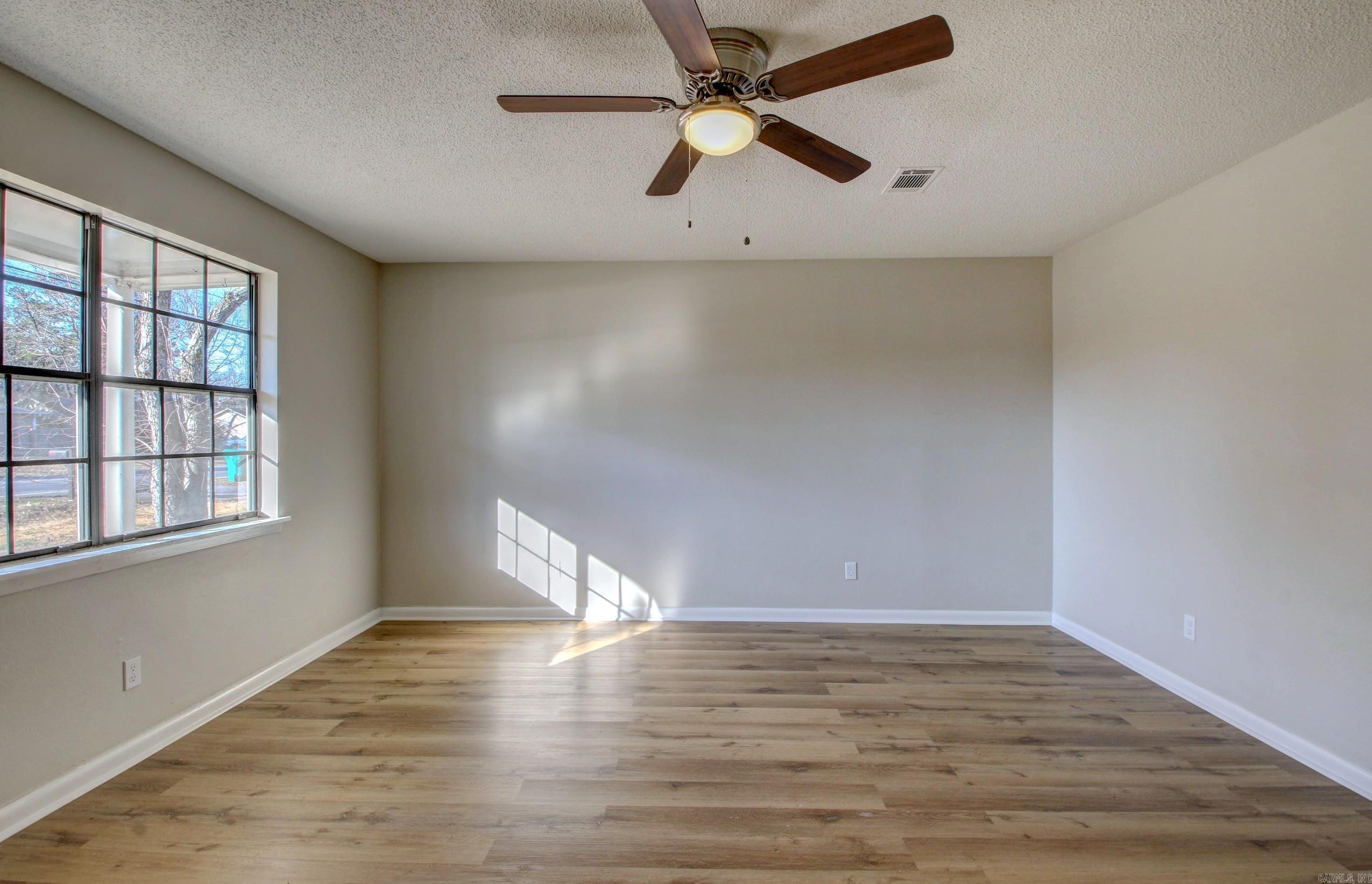216 S JP Wright Loop  Jacksonville, AR