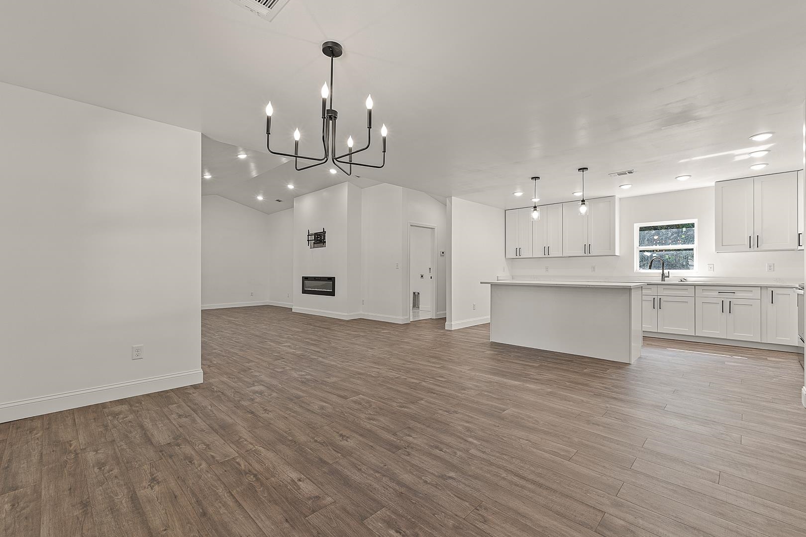 301 E Griffin Street Harrisburg, AR 72432