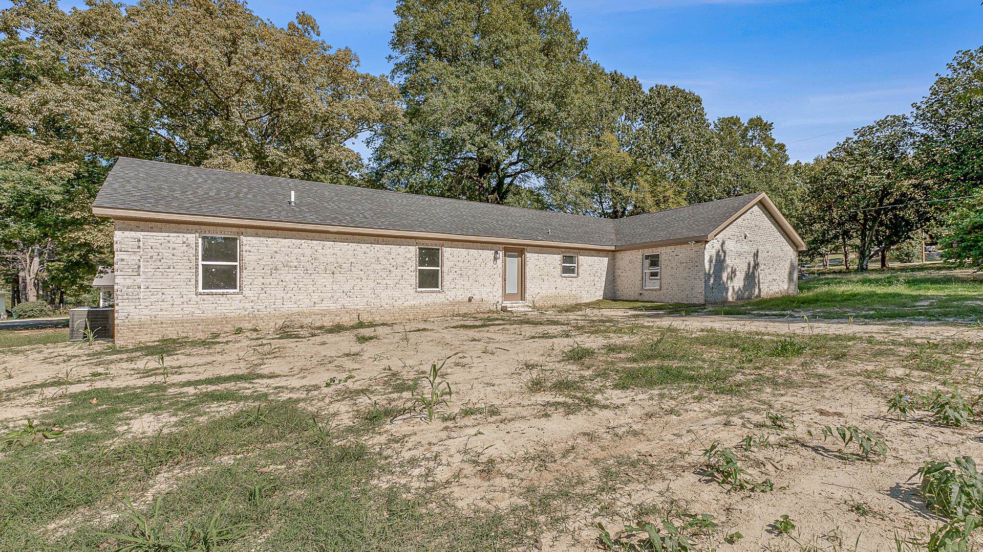 301 E Griffin Street Harrisburg, AR 72432