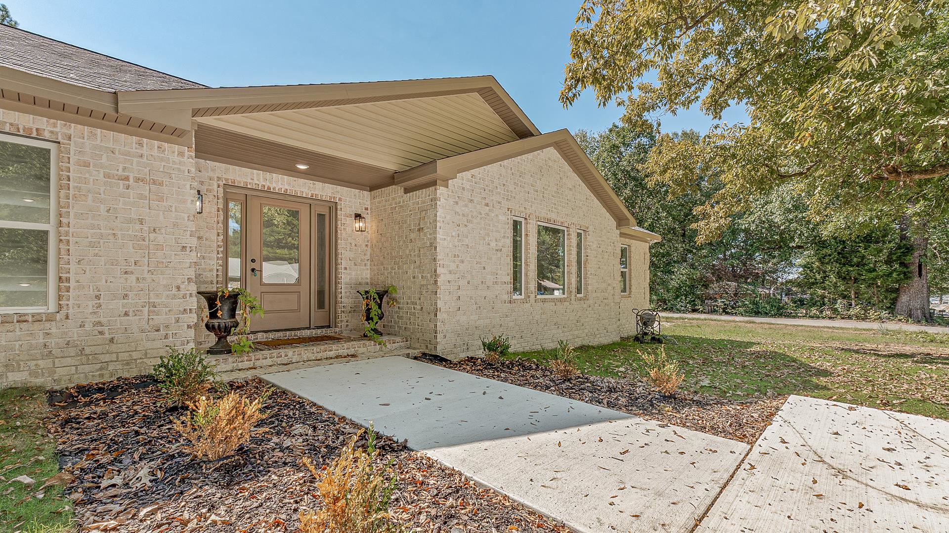 301 E Griffin Street Harrisburg, AR 72432