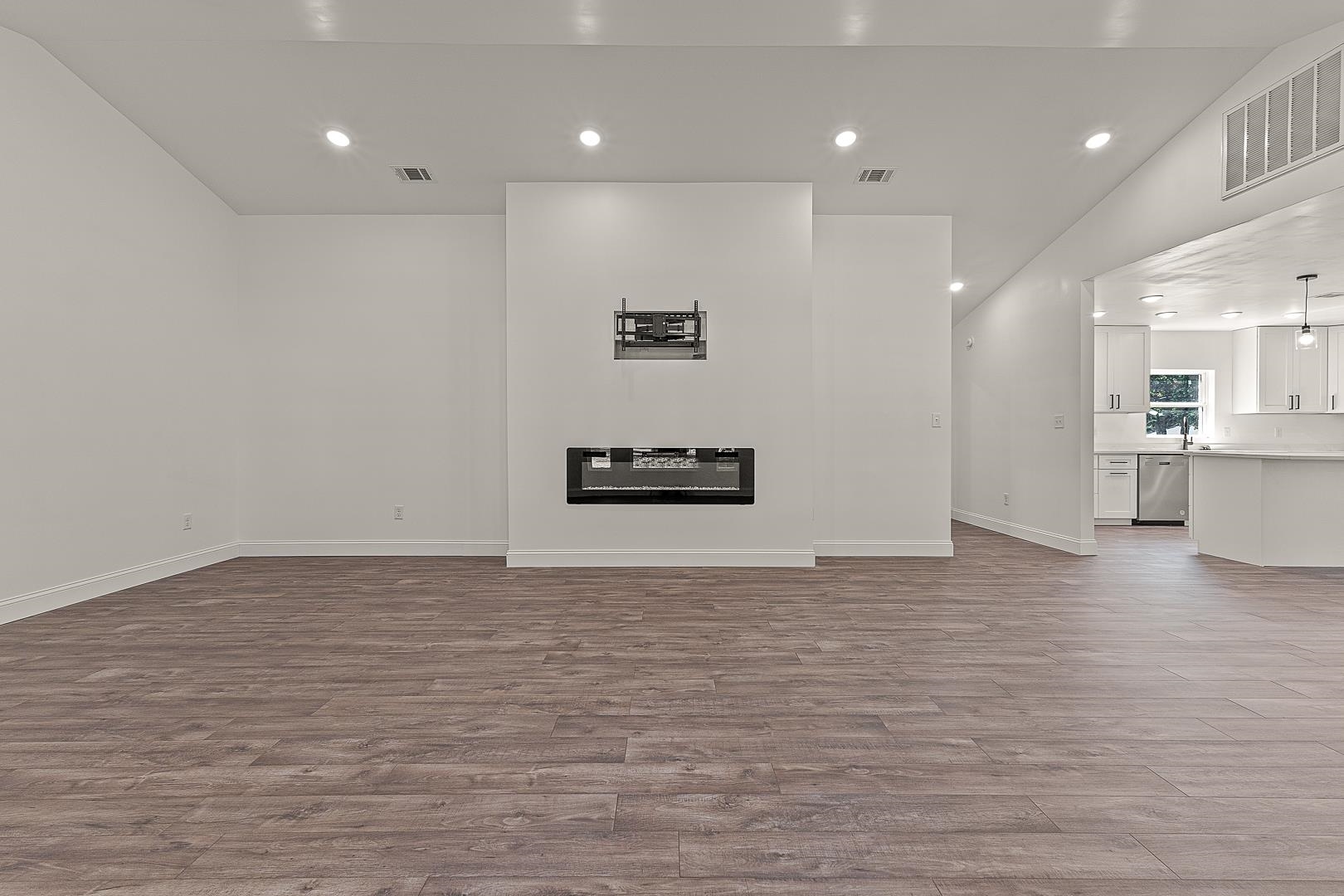 301 E Griffin Street Harrisburg, AR 72432
