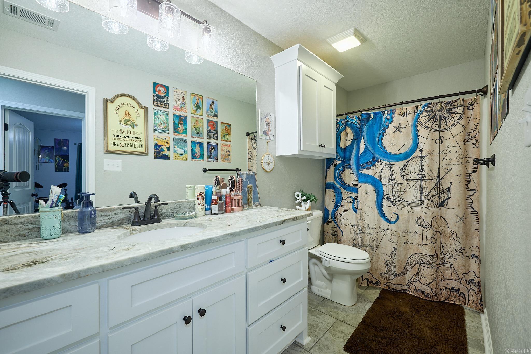 15983 E MILLER SARDIS RD  Bauxite, AR