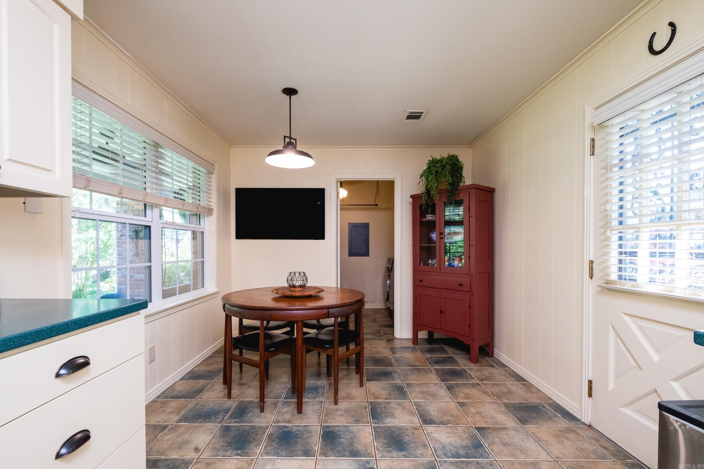 4  Biscayne  Little Rock, AR