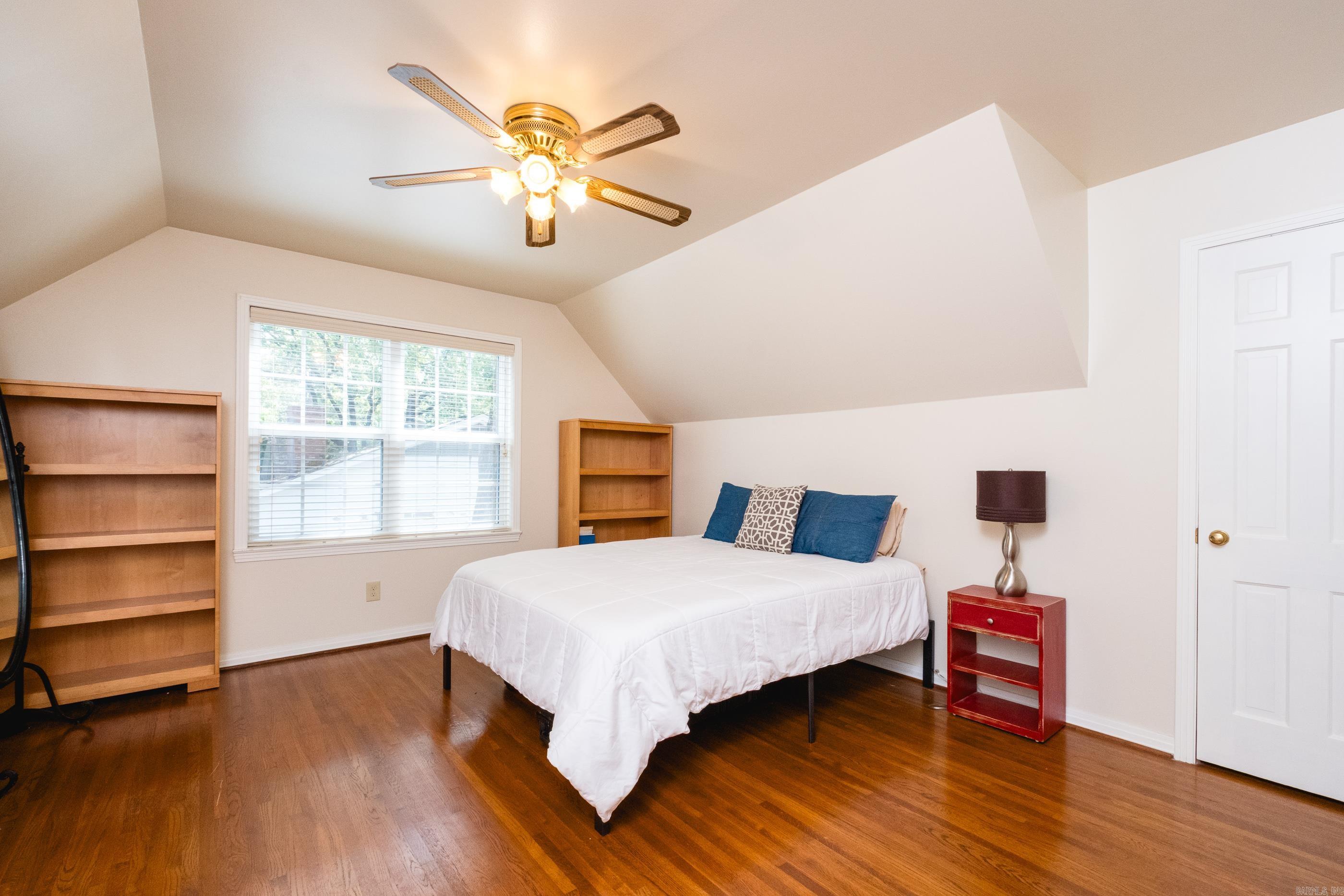 4  Biscayne  Little Rock, AR