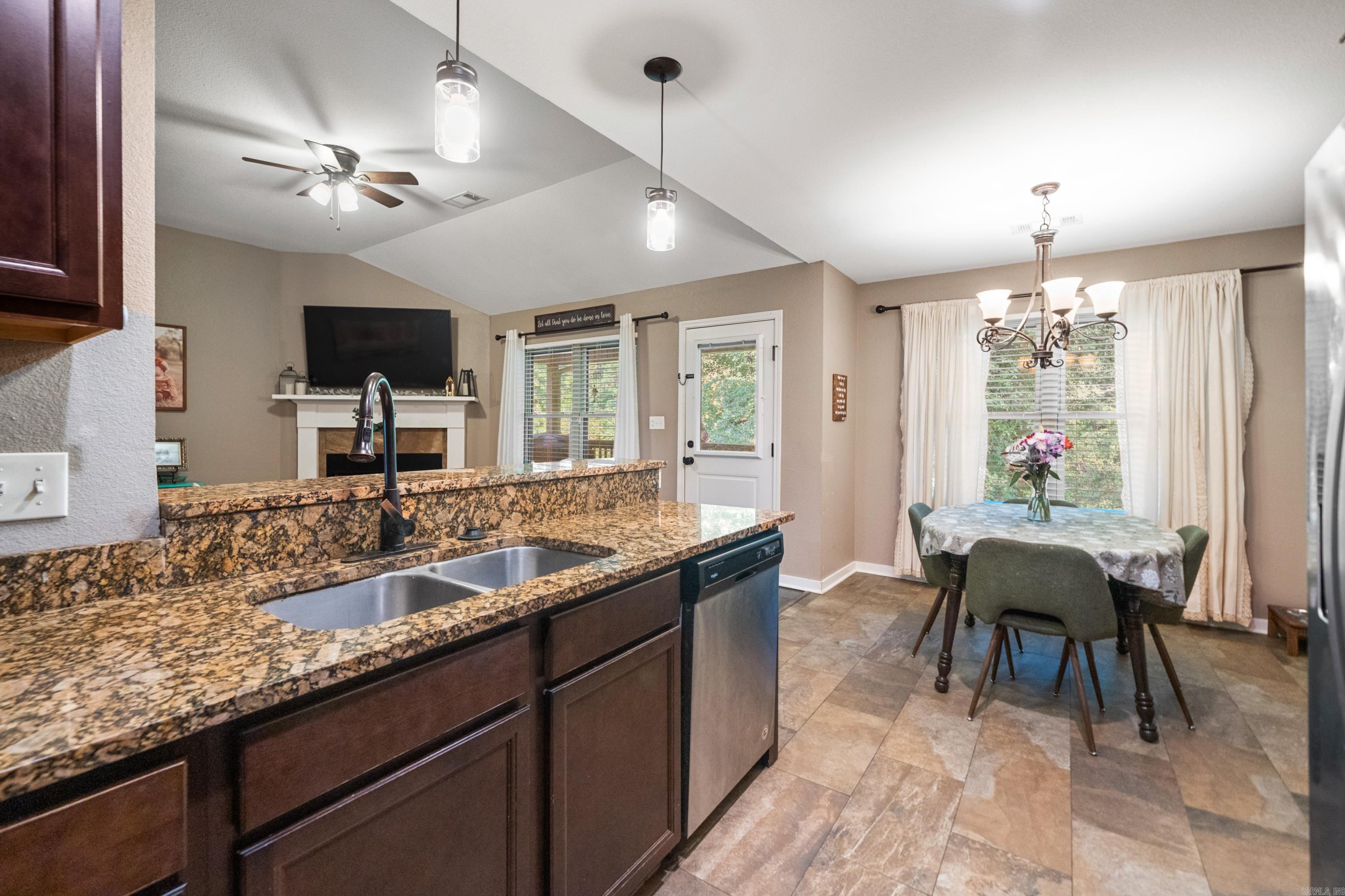 217  Cambridge  Hot Springs, AR