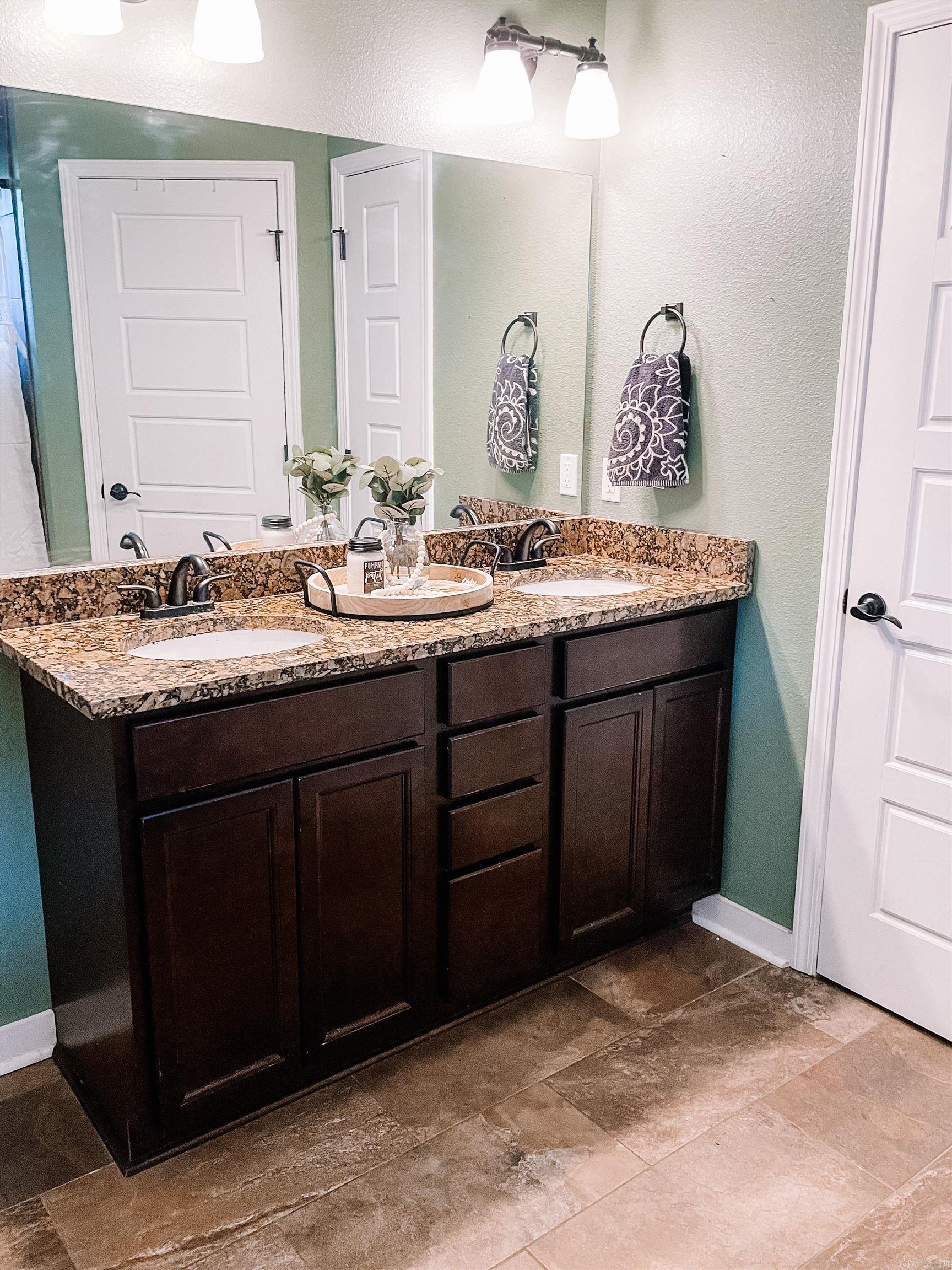217  Cambridge  Hot Springs, AR