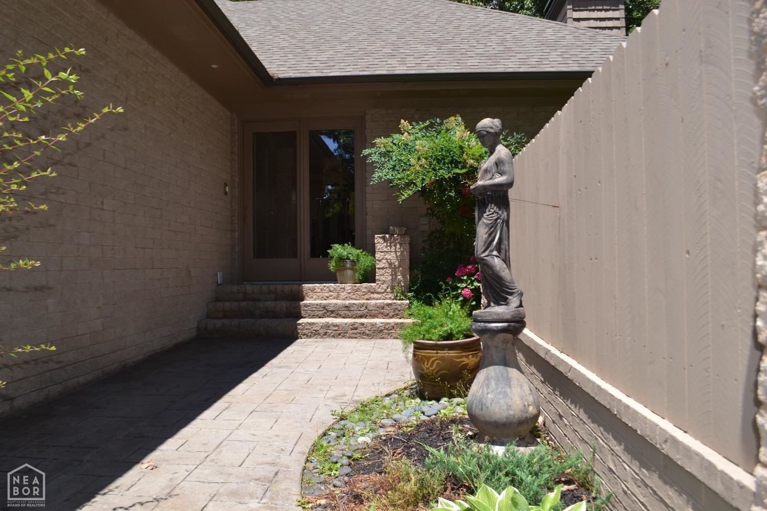 1716  Chickasaw  Jonesboro, AR