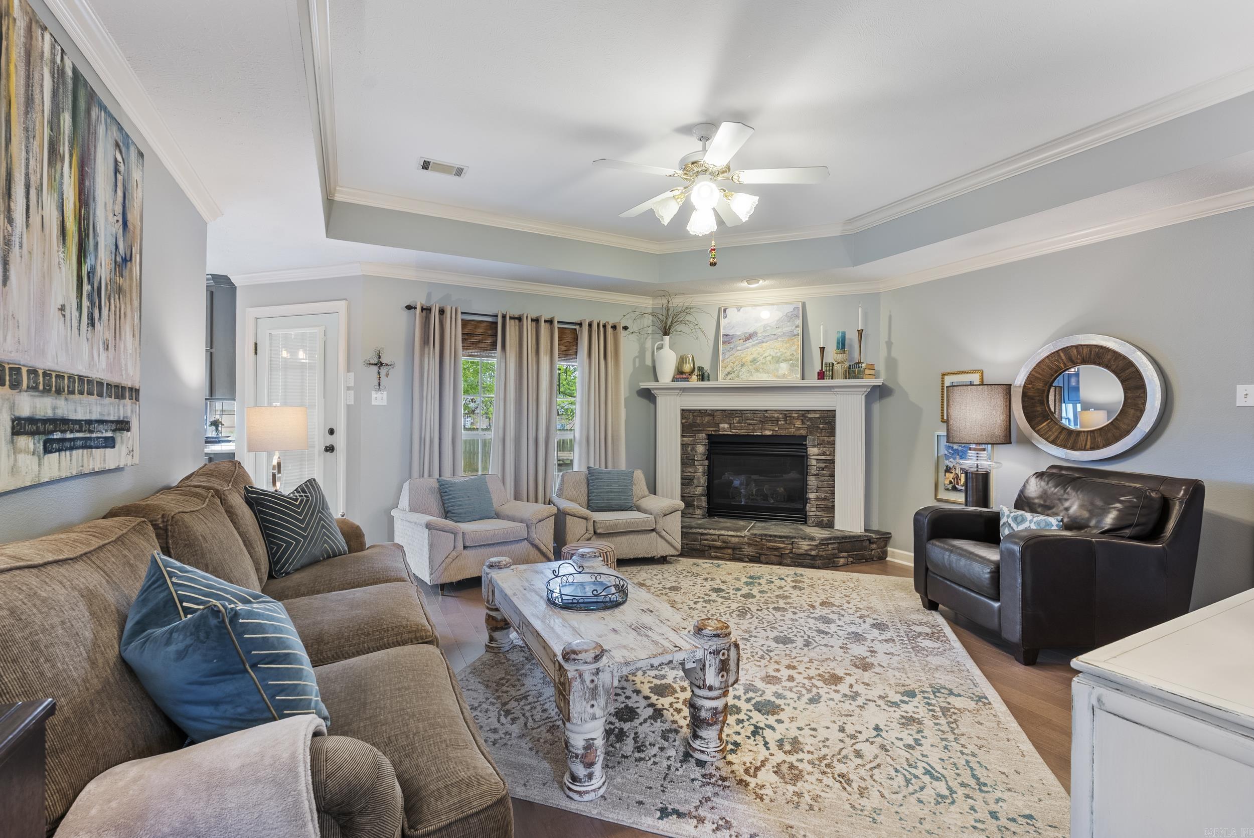 13  Sarah's  Vilonia, AR