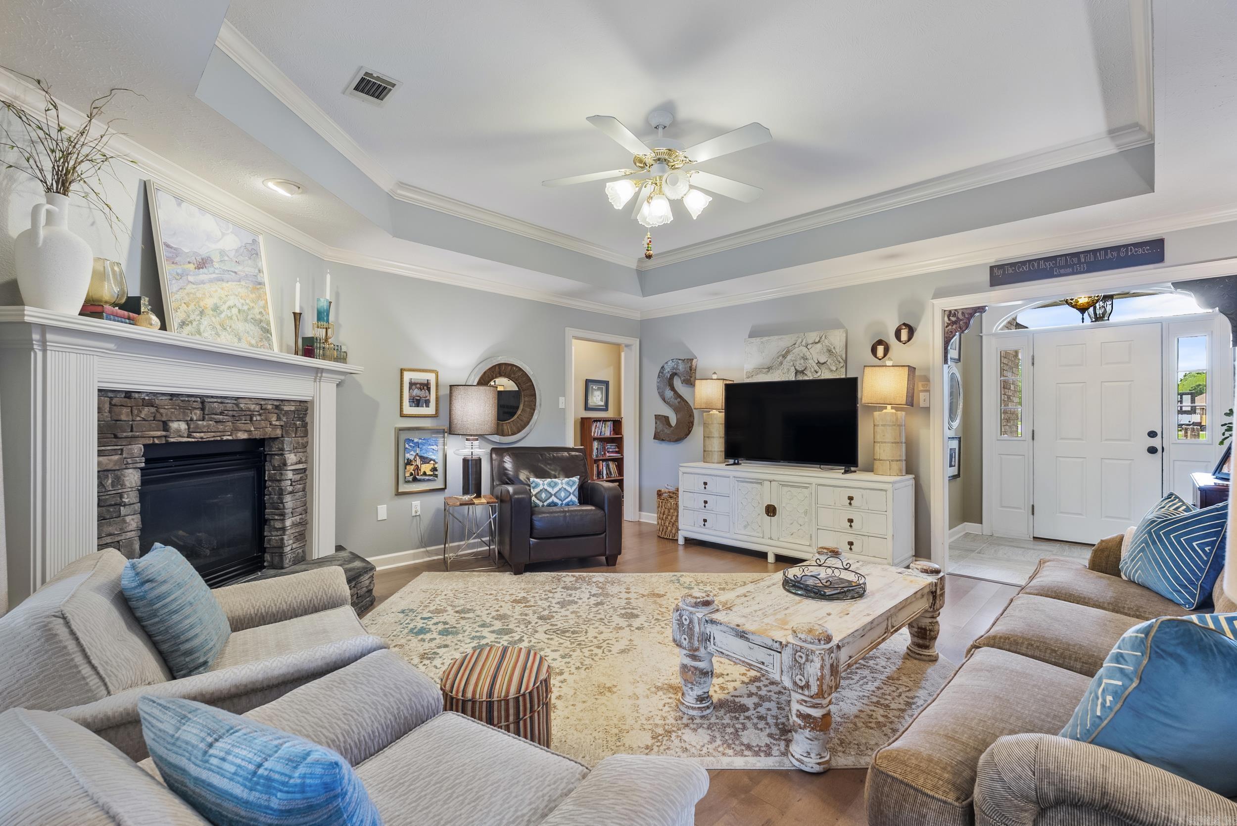 13  Sarah's  Vilonia, AR
